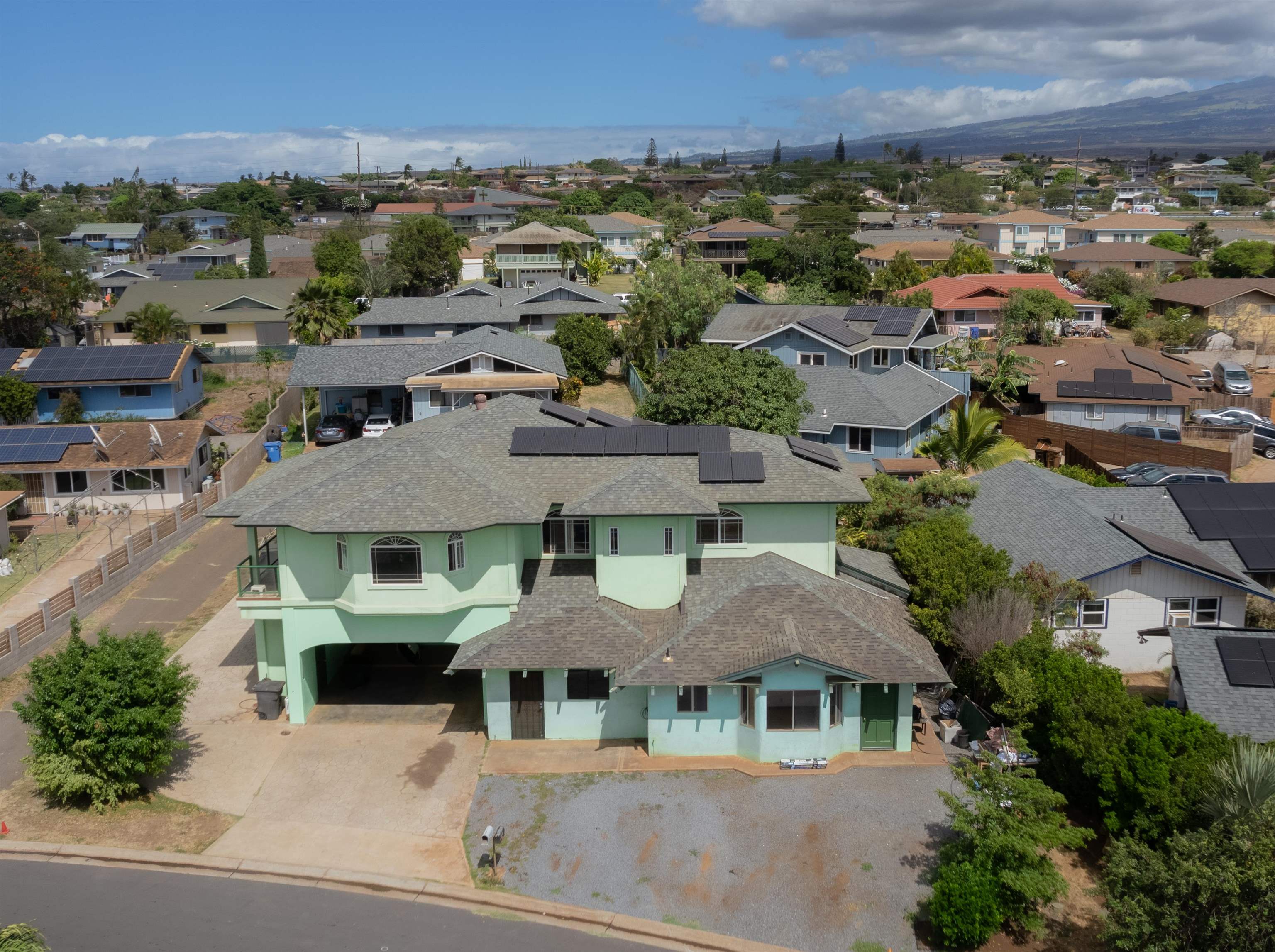 299 Olani Pl Property Photo 32