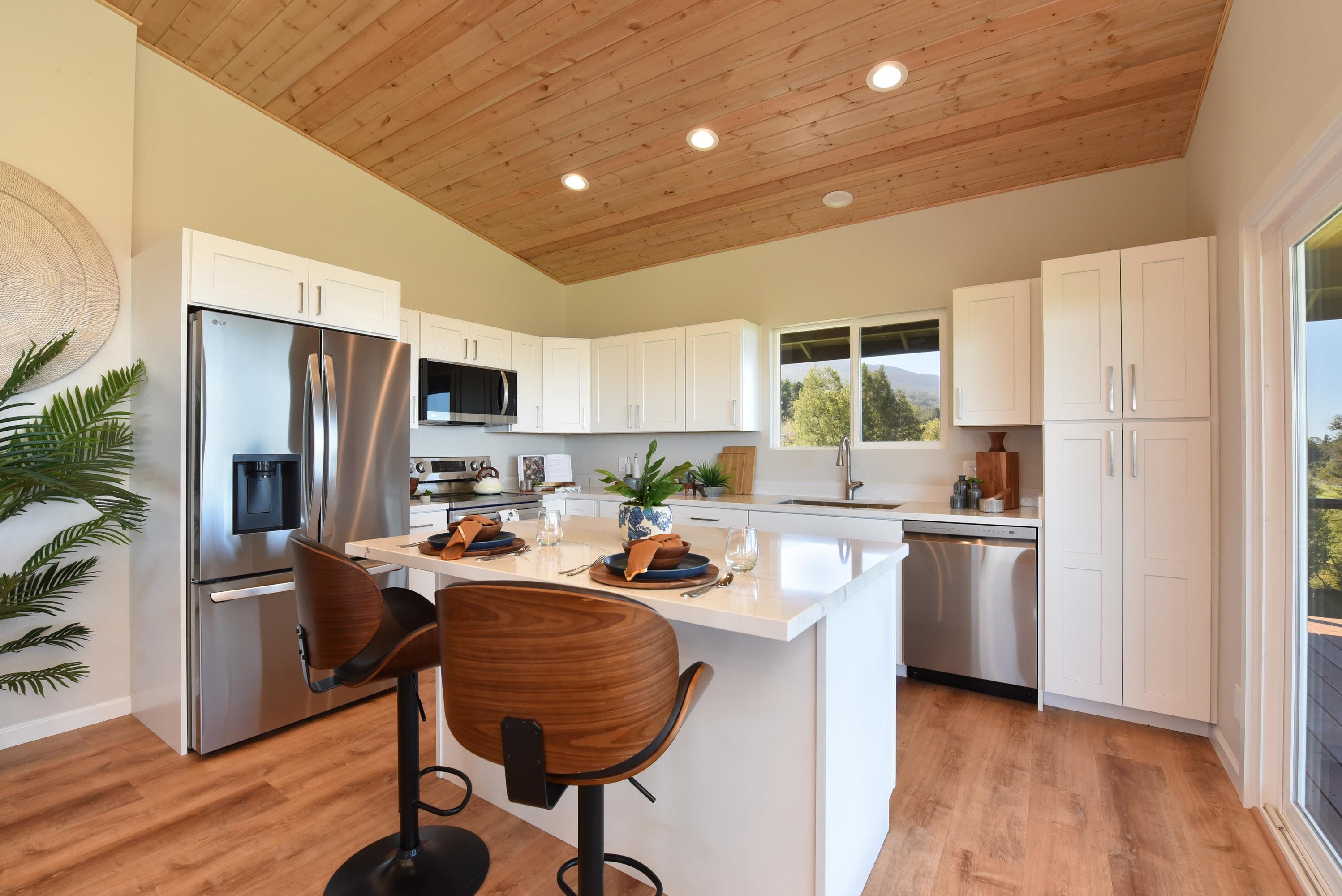 909 Copp Rd Property Photo 13