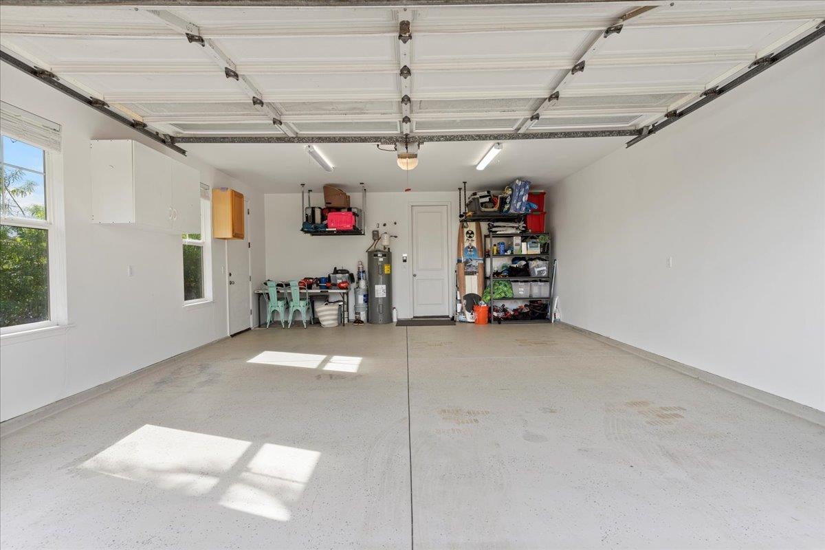 71 Hoohale St Property Photo 46
