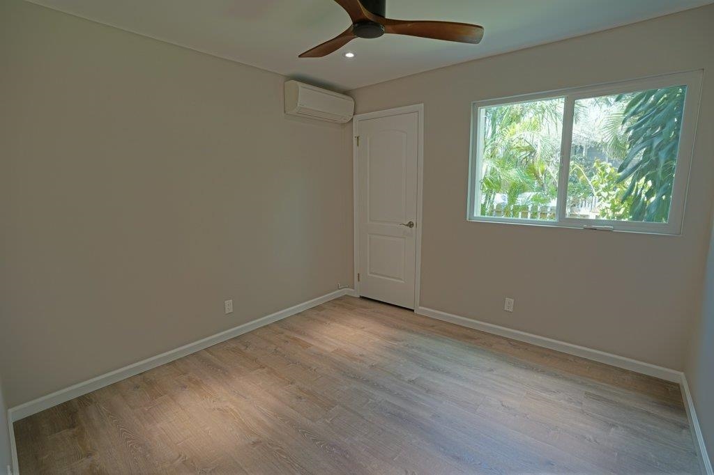 140 Uwapo Rd Property Photo 22