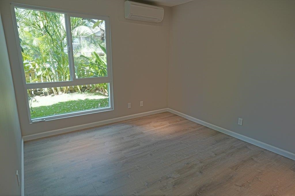 140 Uwapo Rd Property Photo 24