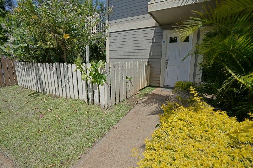 140 Uwapo Rd Property Photo 41