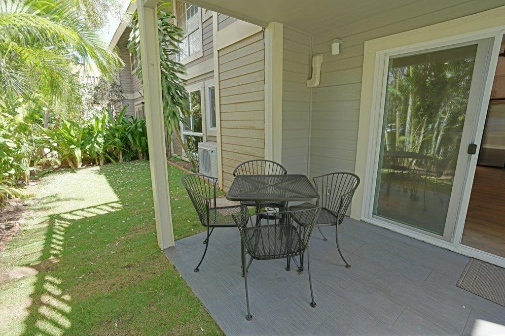 140 Uwapo Rd Property Photo 45
