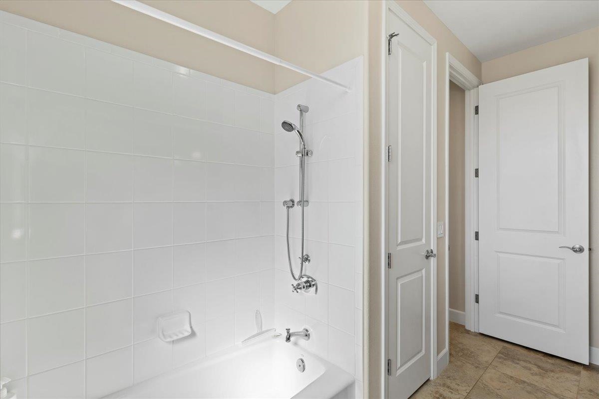 9 Moana Ave Property Photo 32