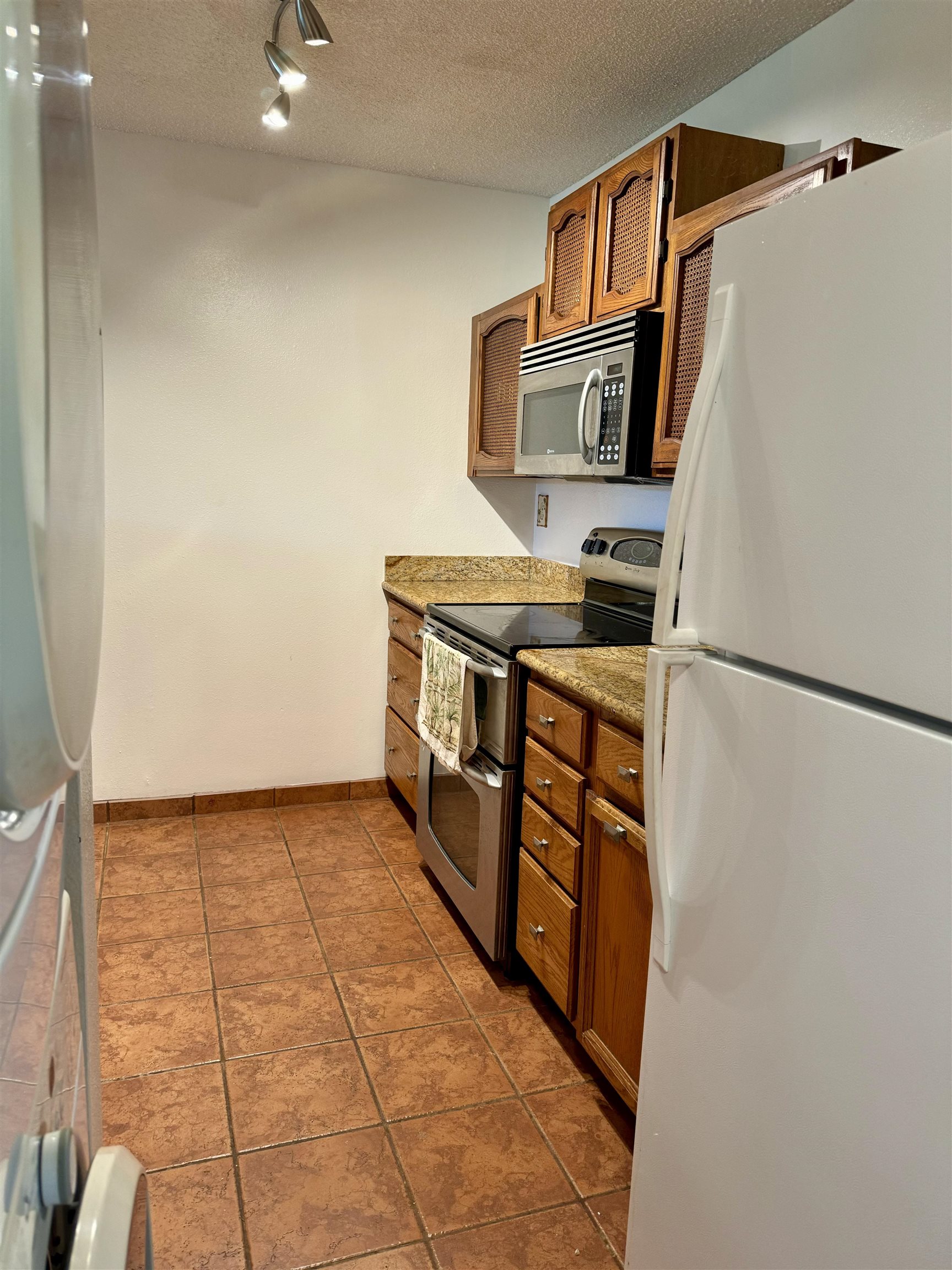 50 Kepuhi Pl Property Photo 6