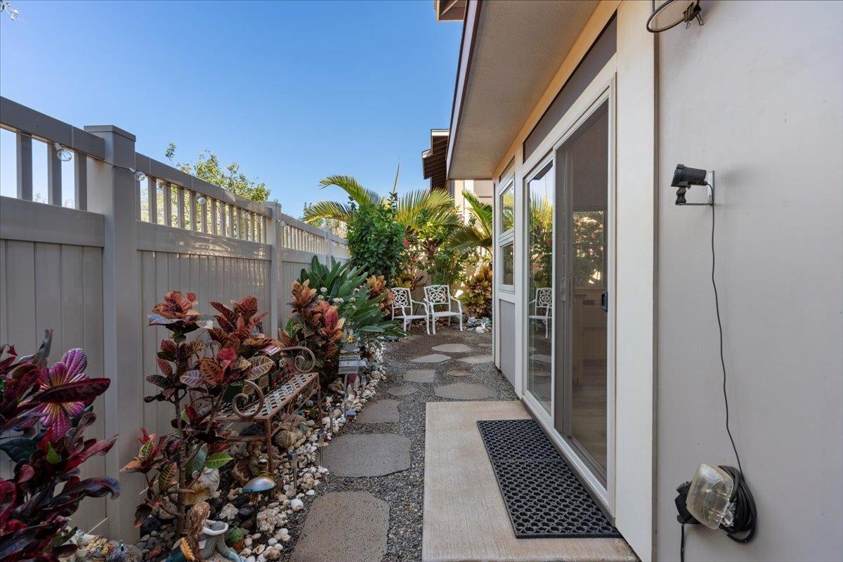 61 Piilaniwahine Loop Property Photo 24