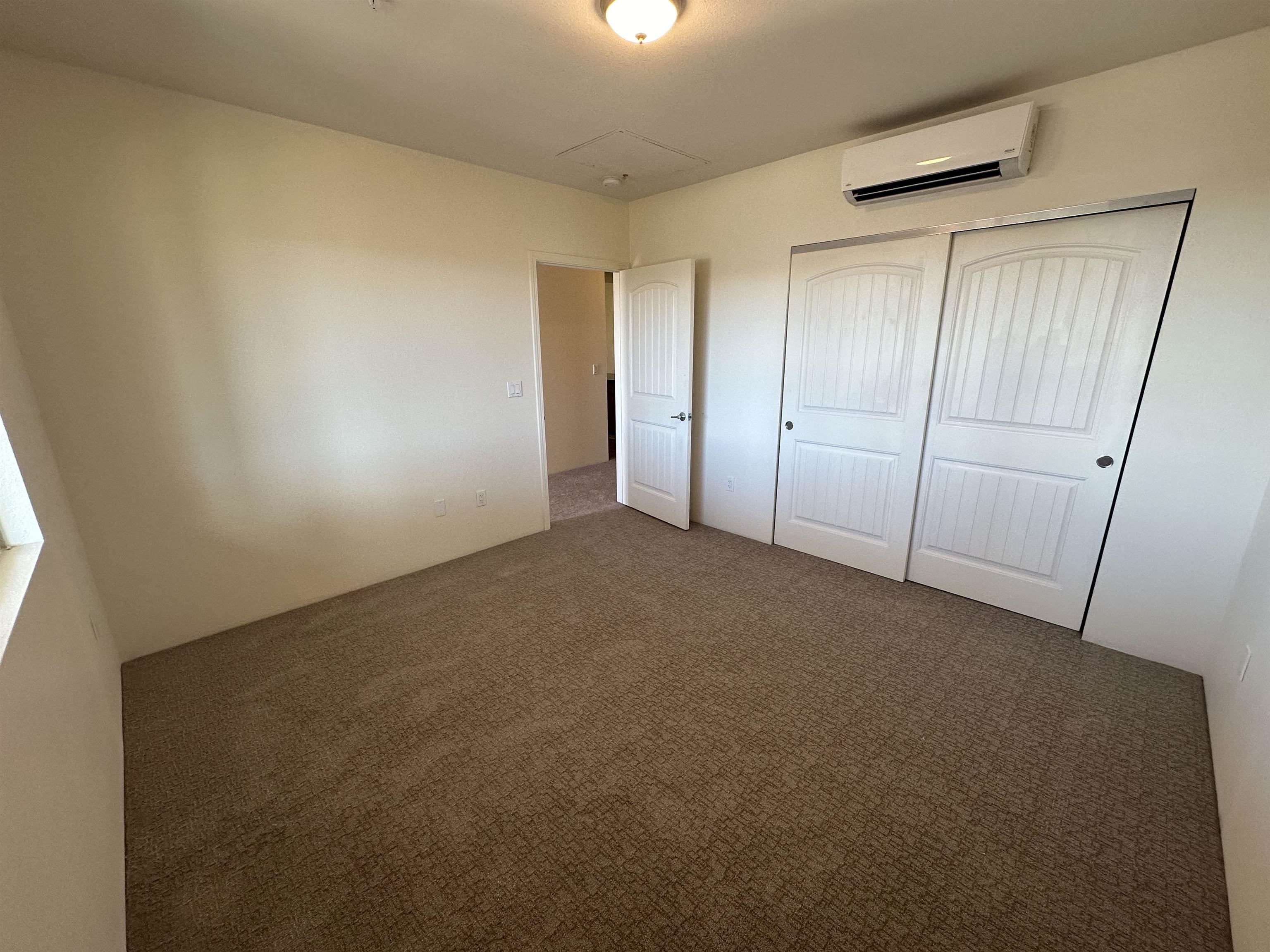 1870 Limahana Cir Property Photo 5
