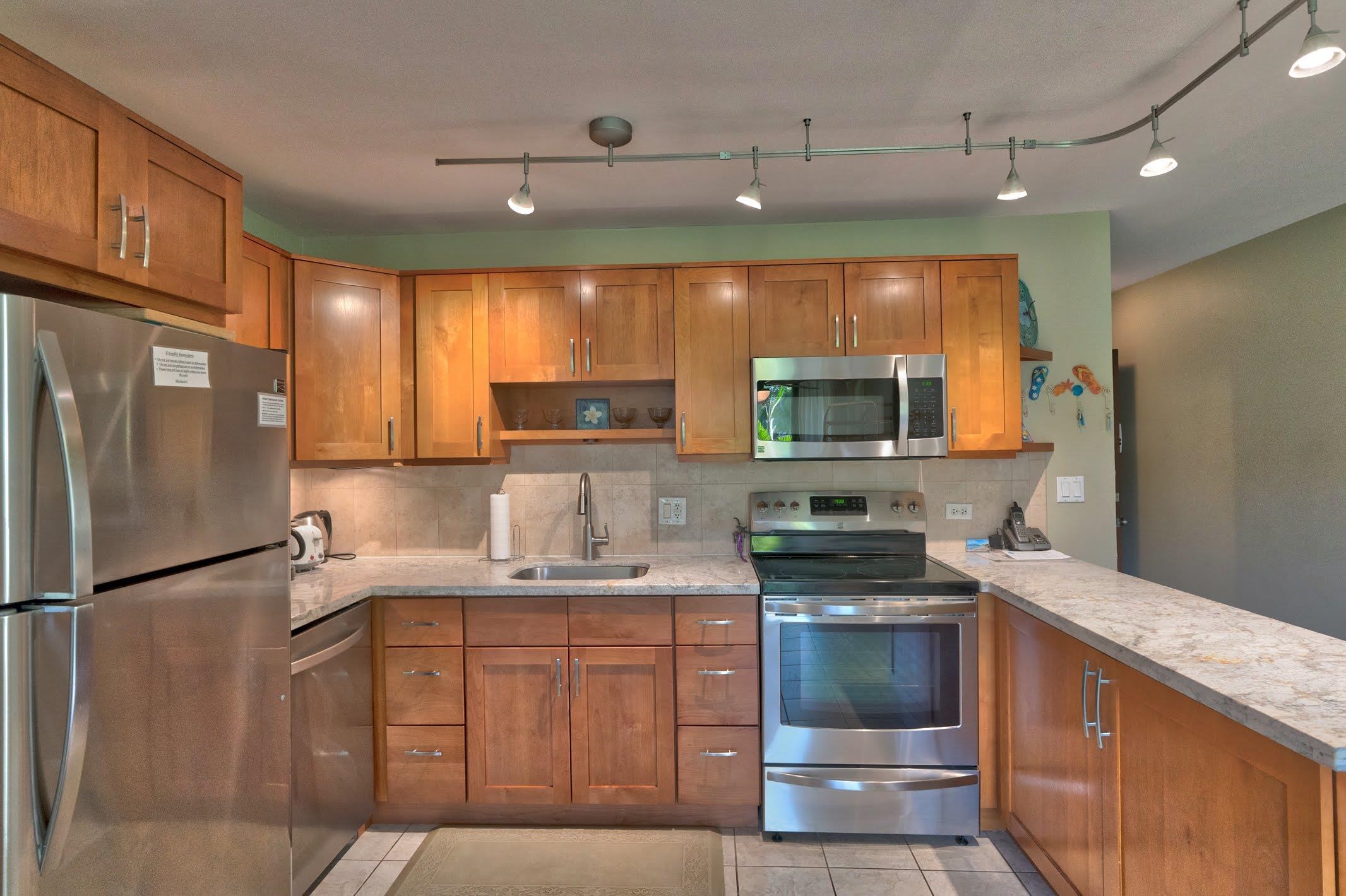 49 W Lipoa St Property Photo 7