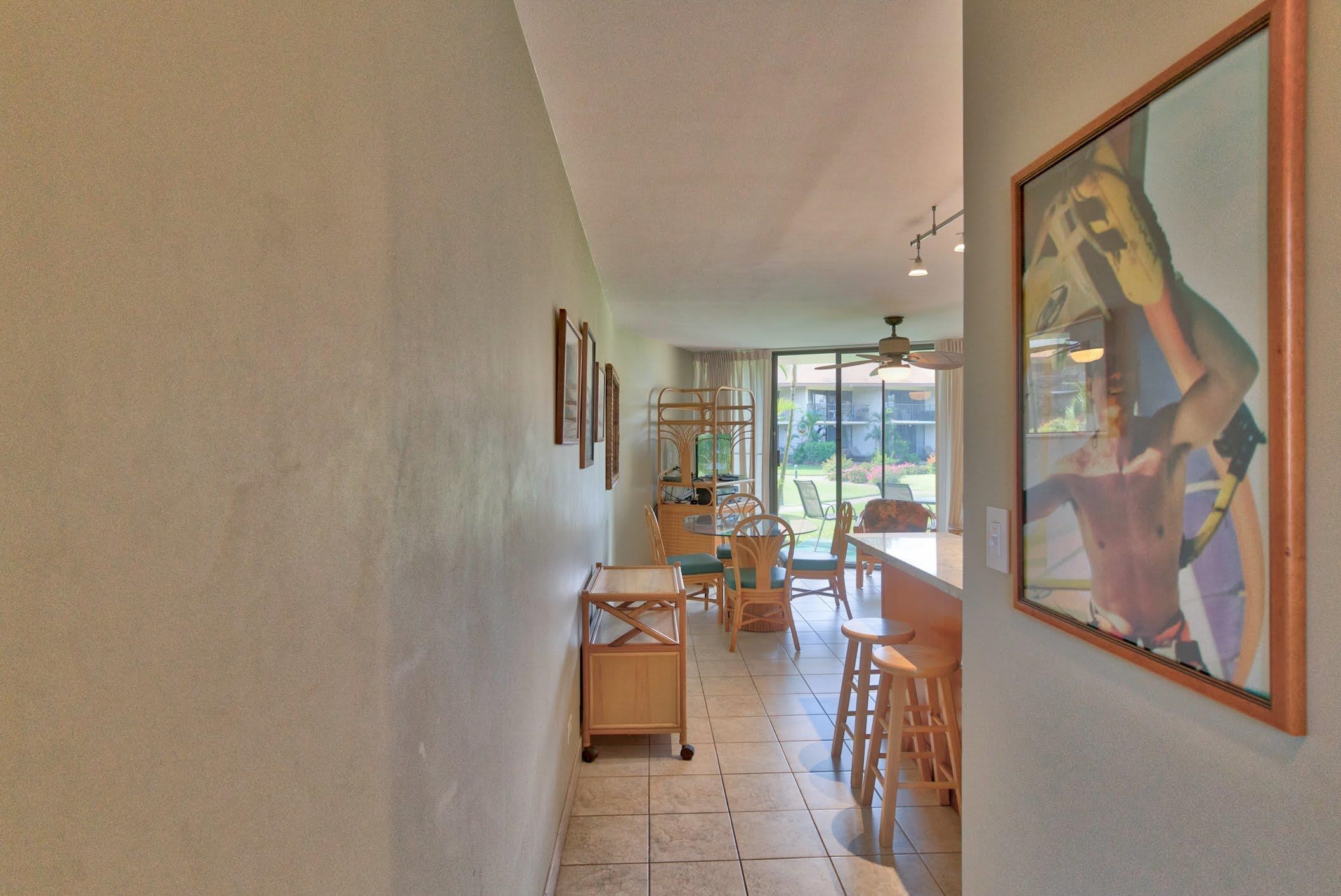 49 W Lipoa St Property Photo 8