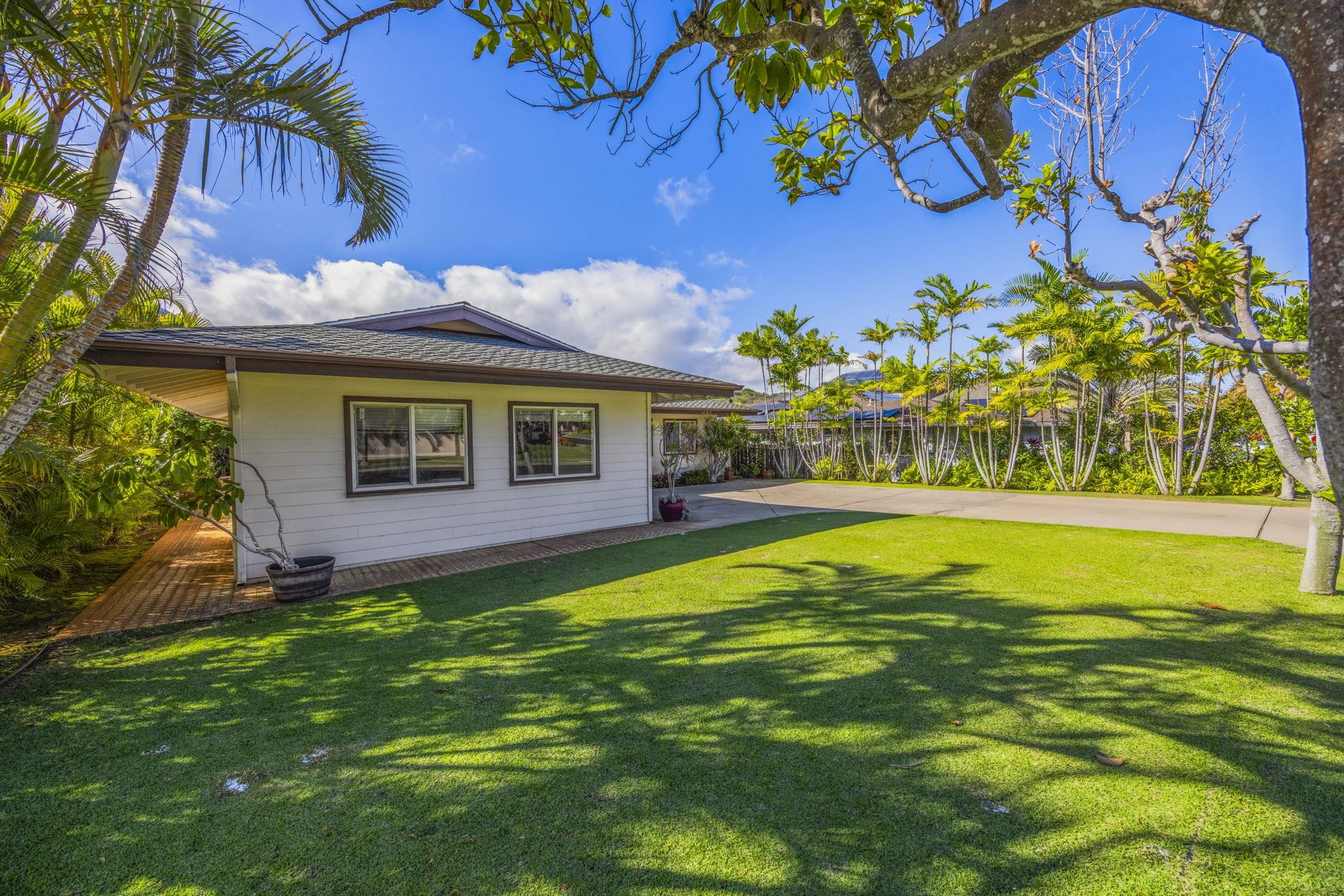 355 Kamalei Cir Property Photo 20