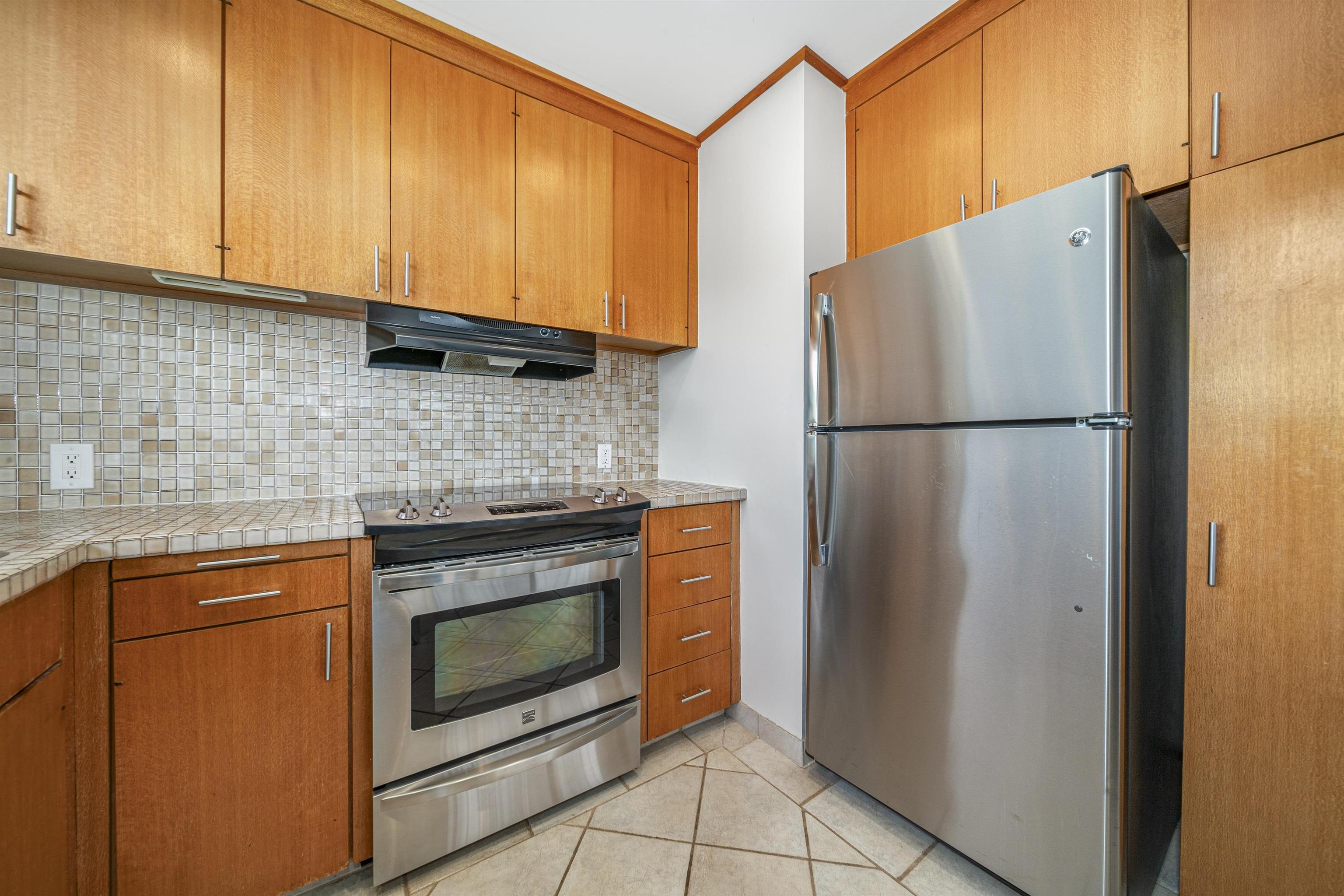 500 Bay Dr Property Photo 9