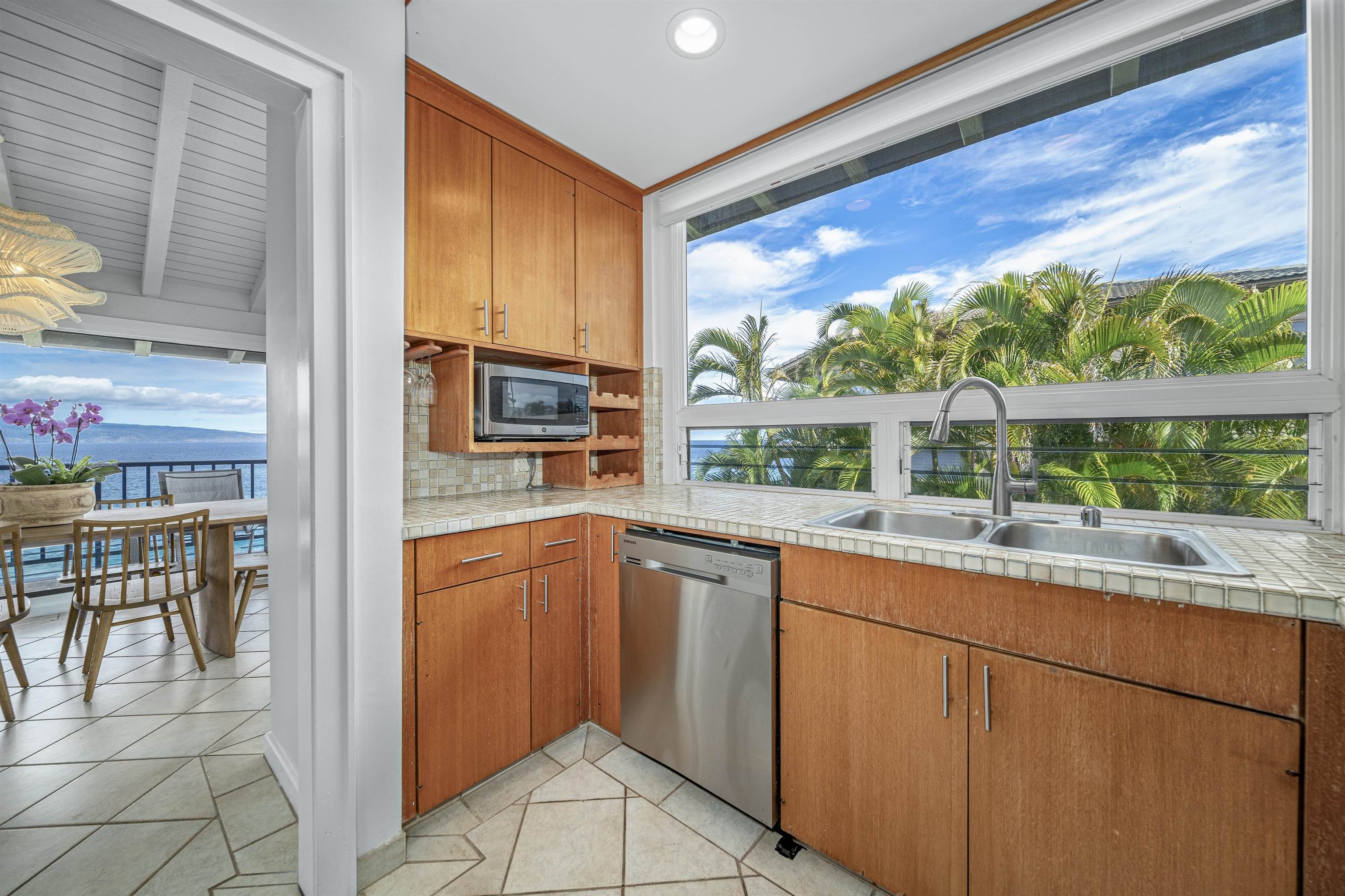 500 Bay Dr Property Photo 10