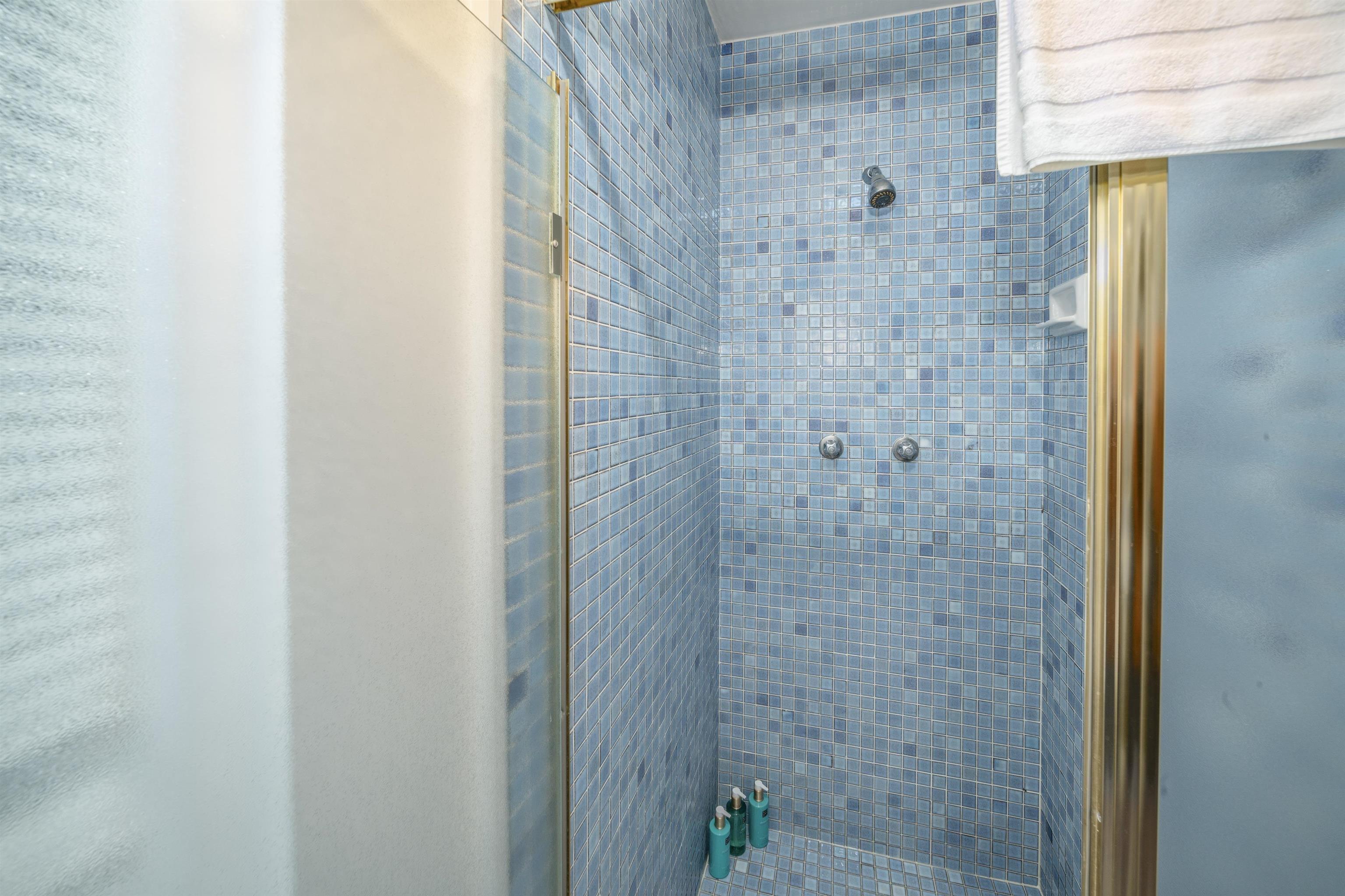 500 Bay Dr Property Photo 35