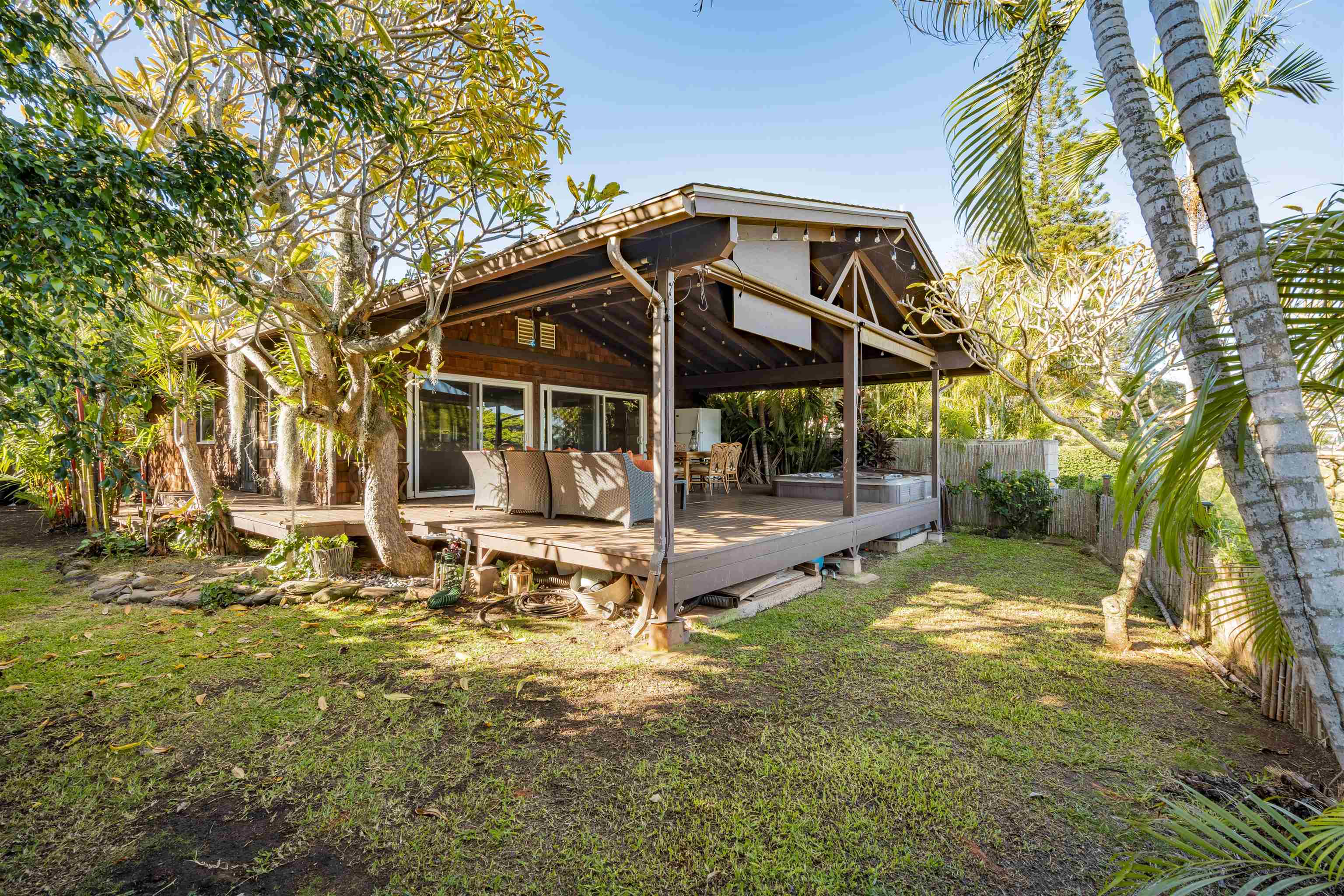 5221-b Kohi St Property Photo 6
