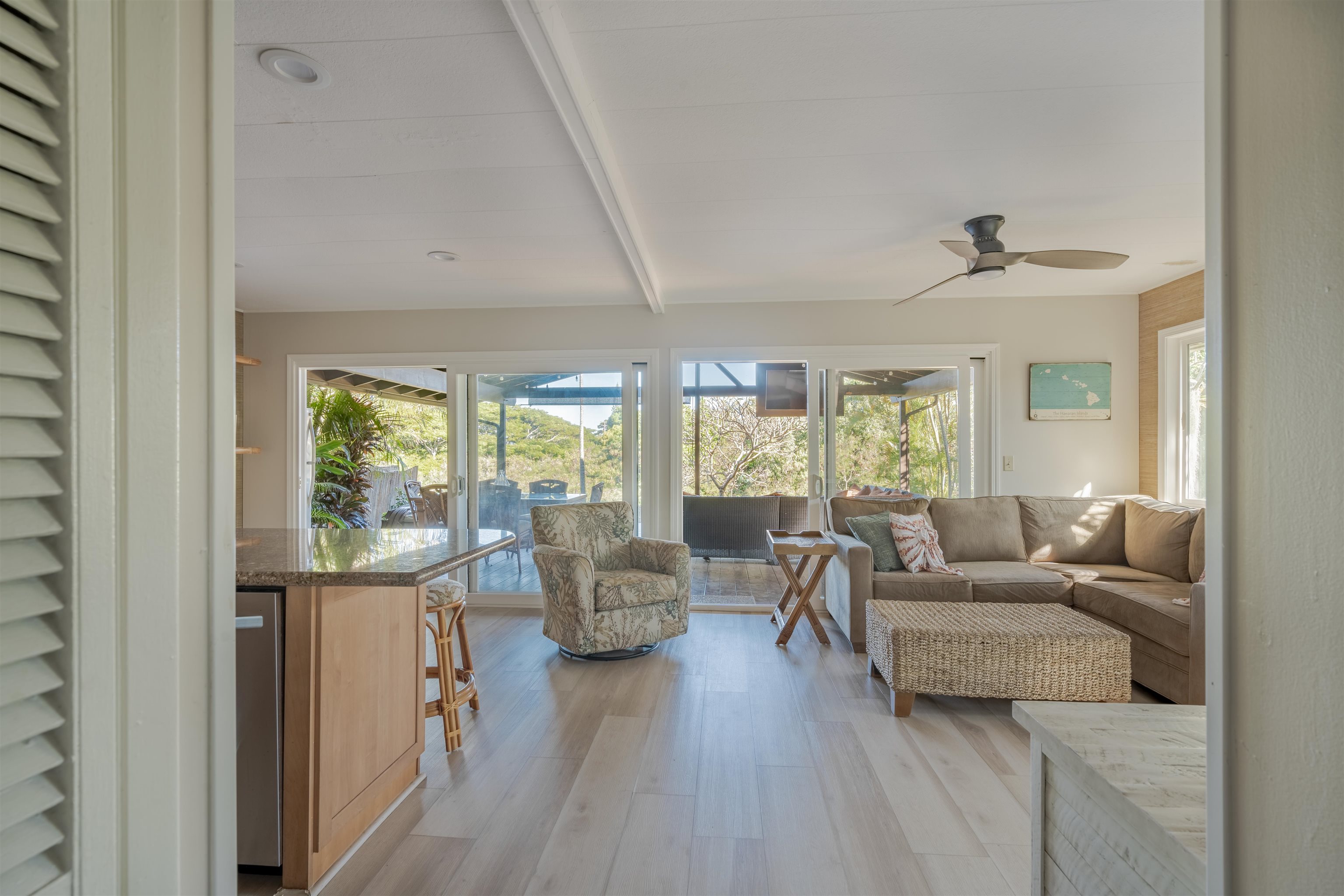 5221-b Kohi St Property Photo 17