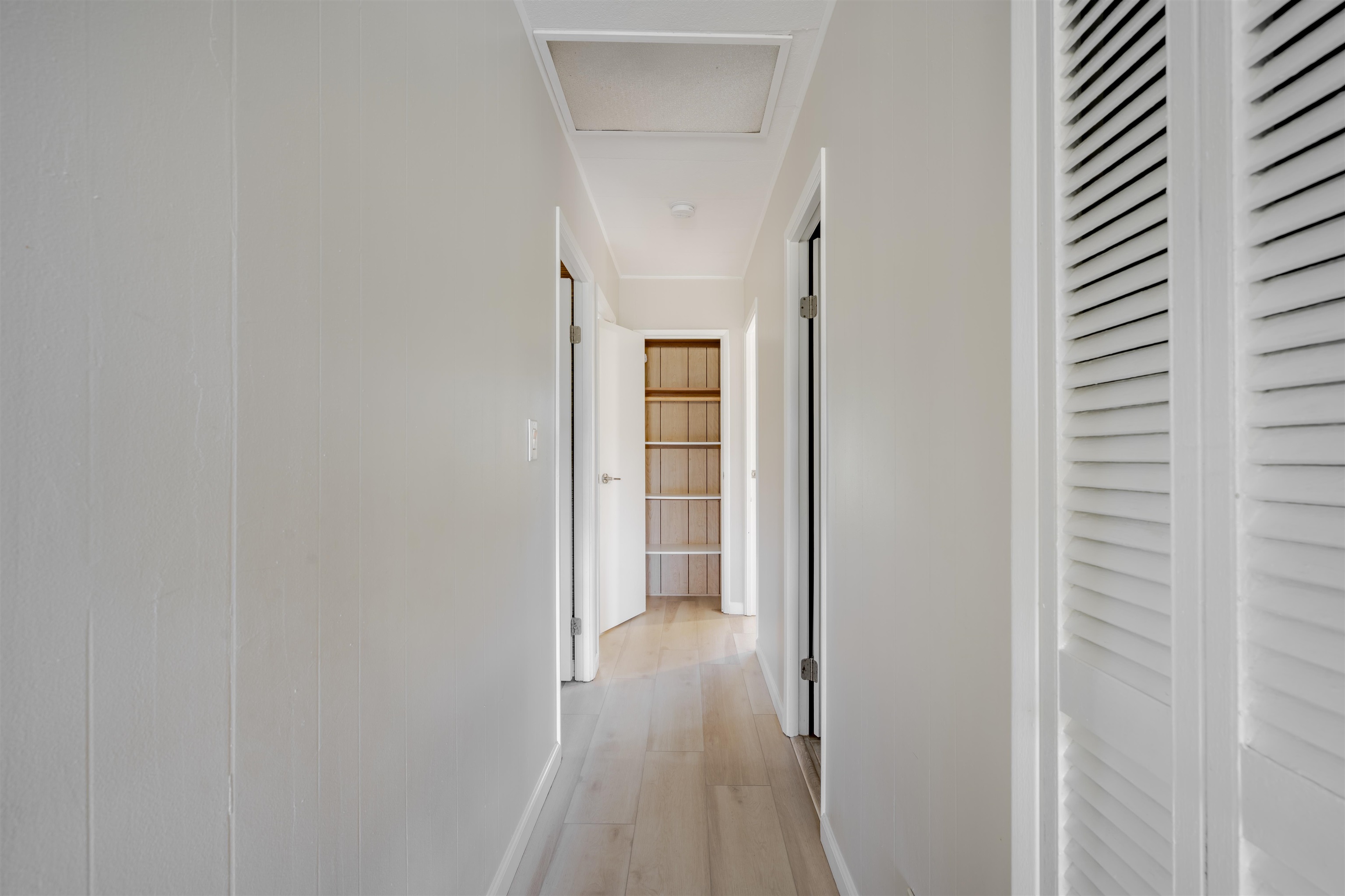 5221-b Kohi St Property Photo 18