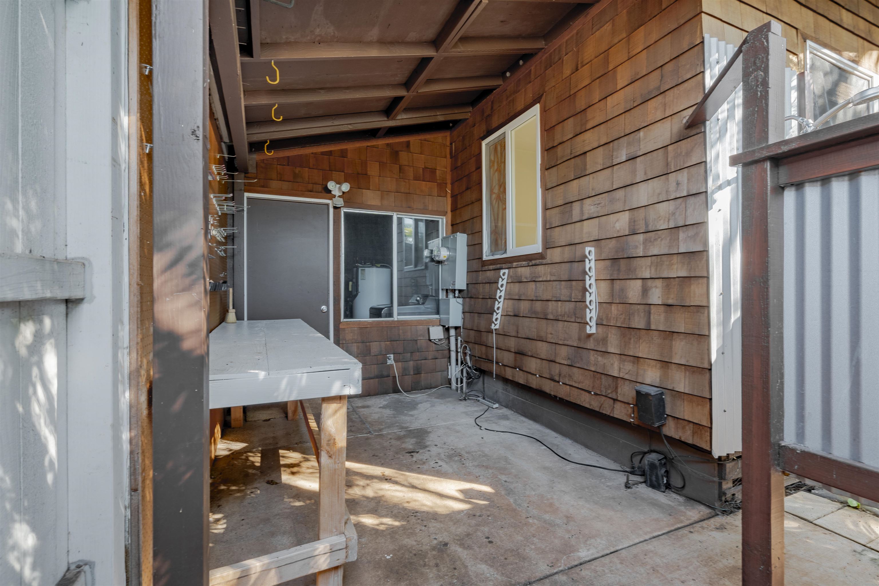 5221-b Kohi St Property Photo 28
