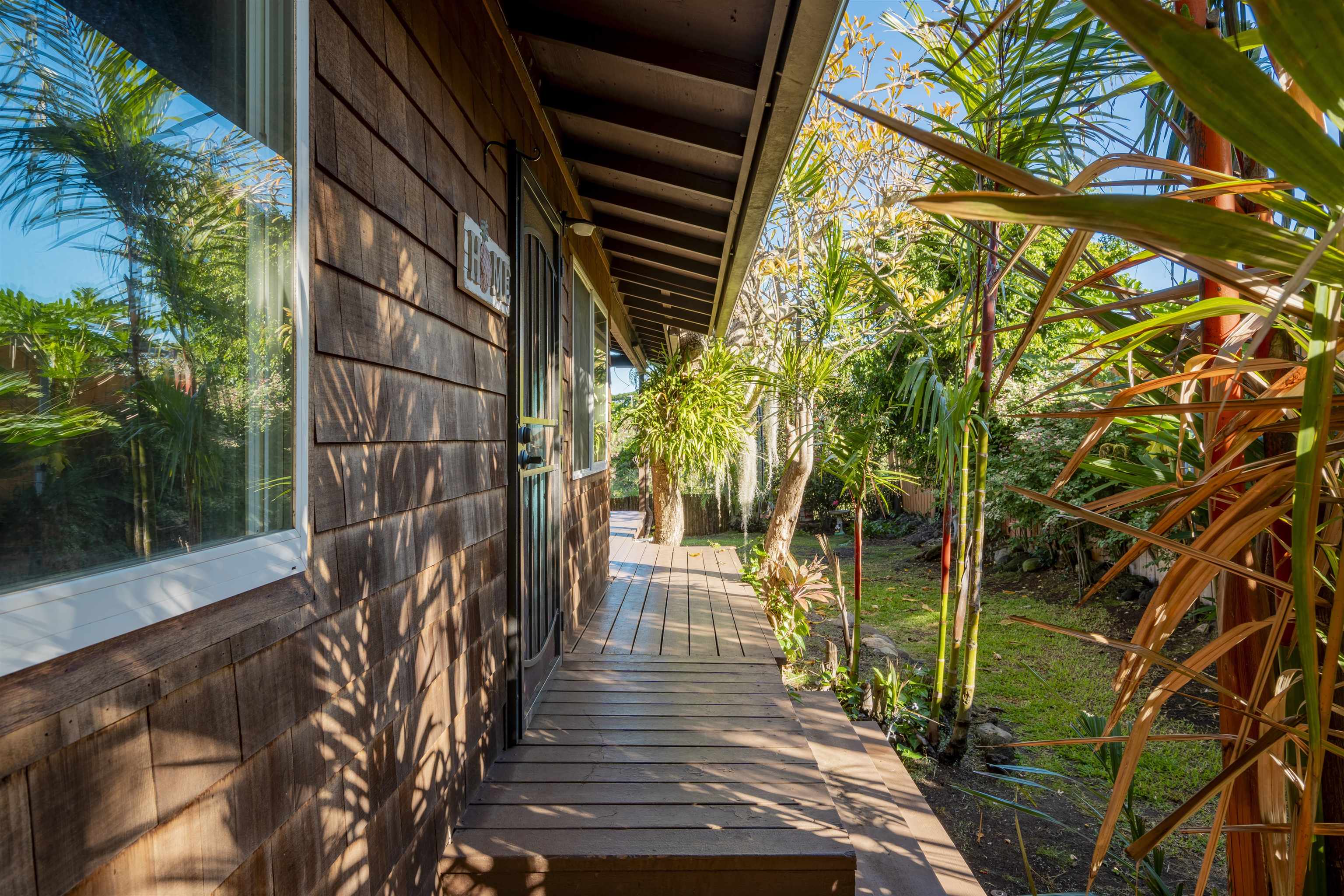 5221-b Kohi St Property Photo 35