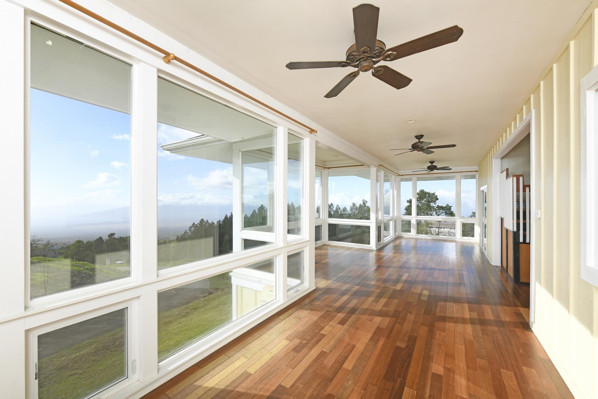 210 Napoko Pl Property Photo 11