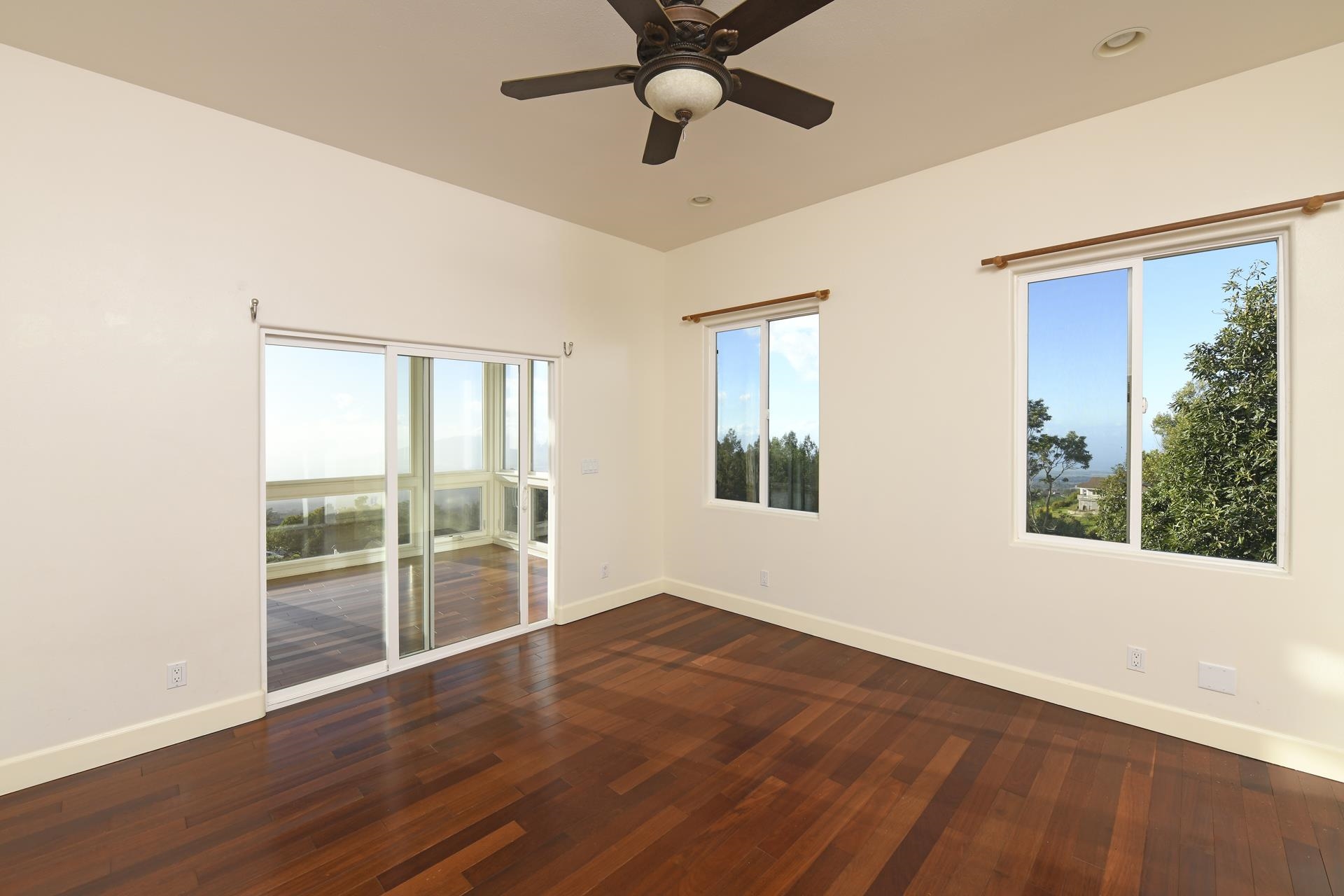 210 Napoko Pl Property Photo 16