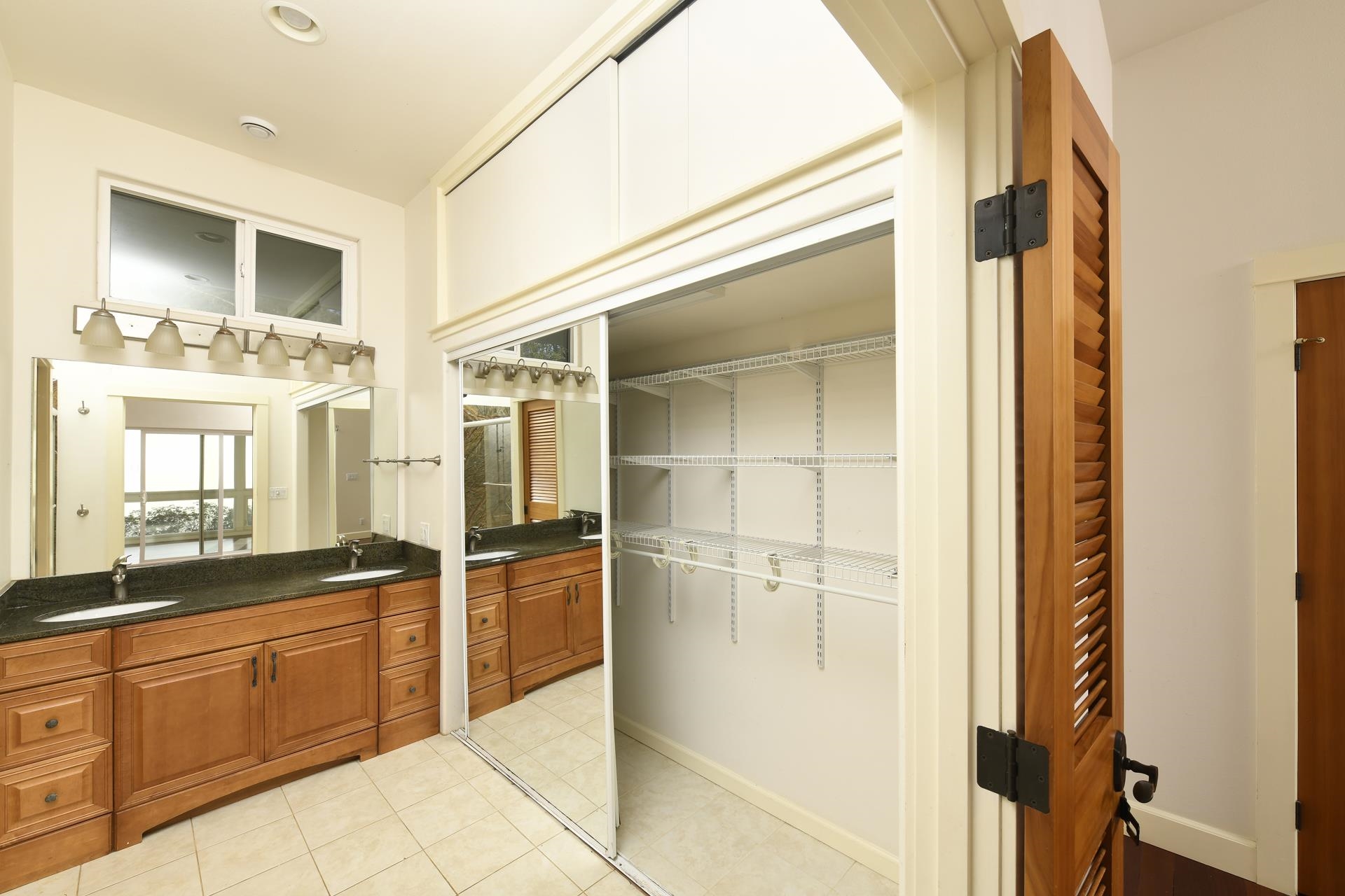 210 Napoko Pl Property Photo 19
