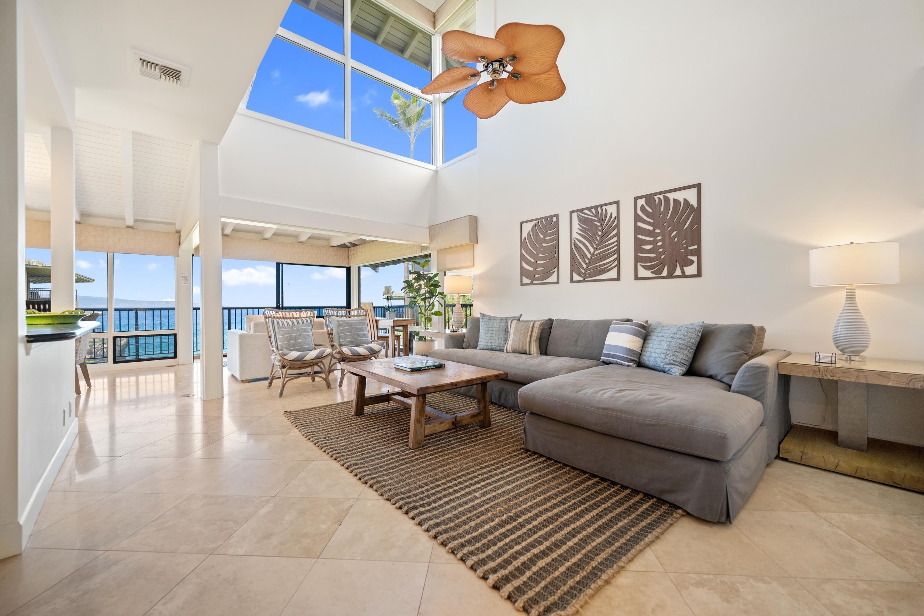 500 Bay Dr Property Photo 3