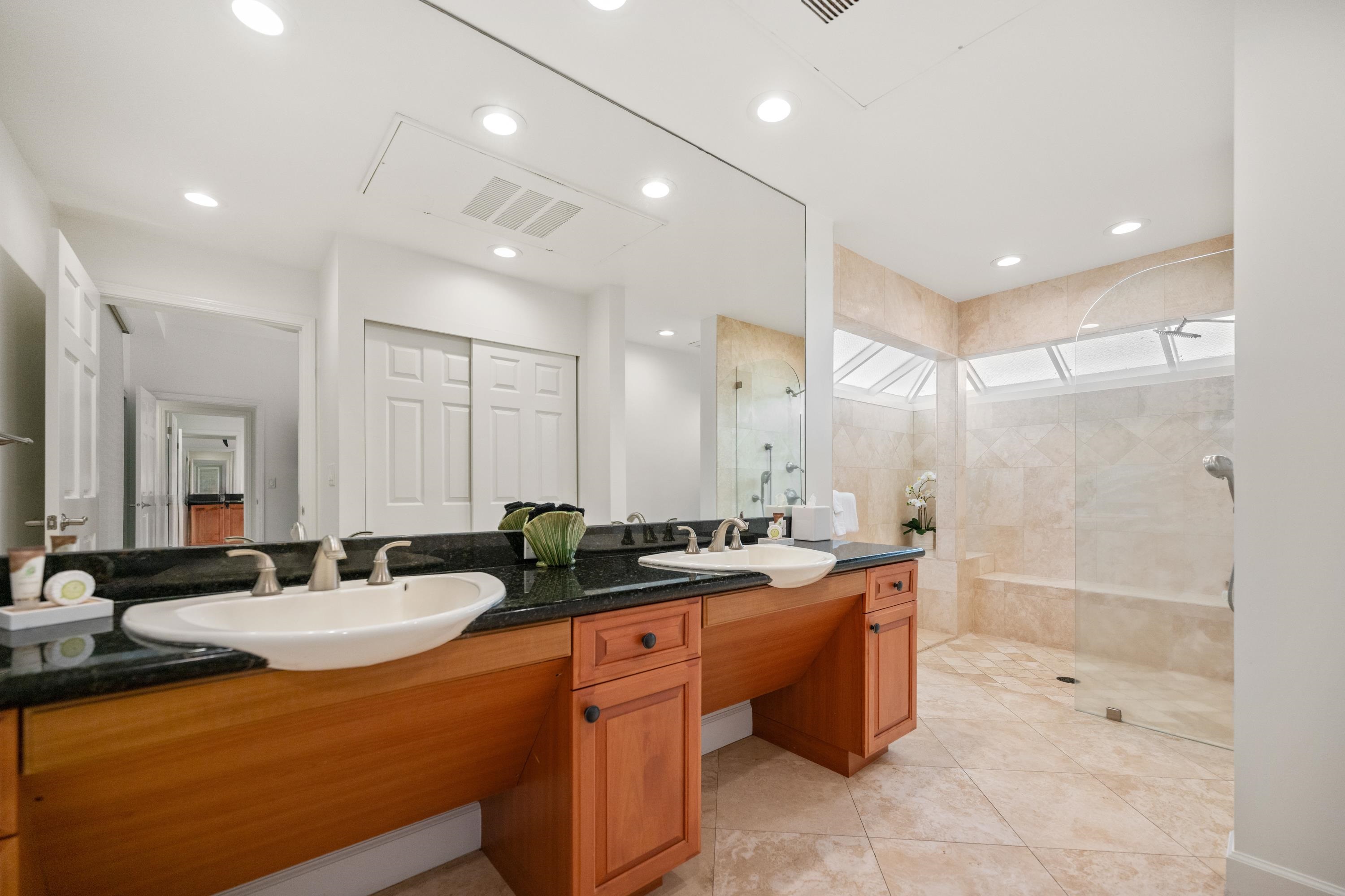 500 Bay Dr Property Photo 25