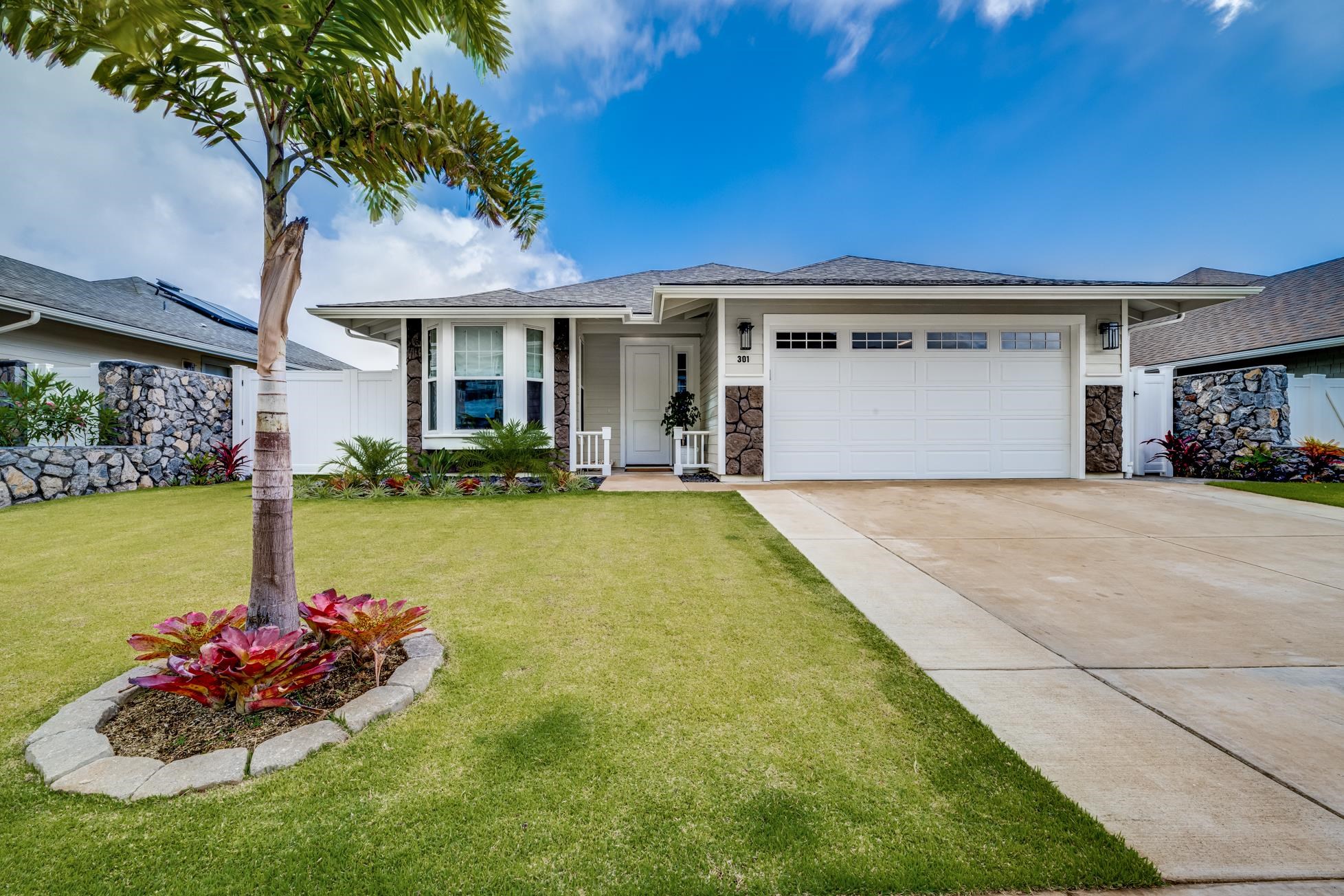 301 Pua Kalaunu Loop Property Photo 3
