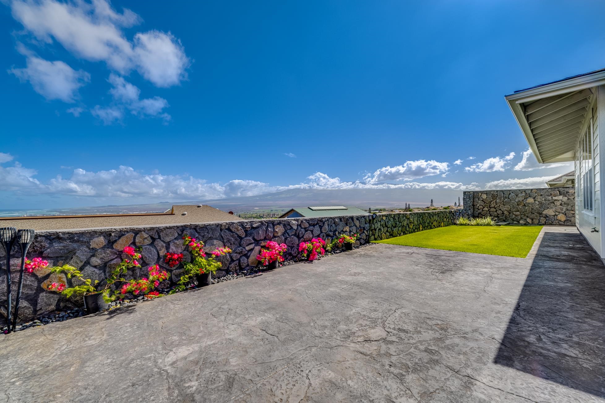 301 Pua Kalaunu Loop Property Photo 15