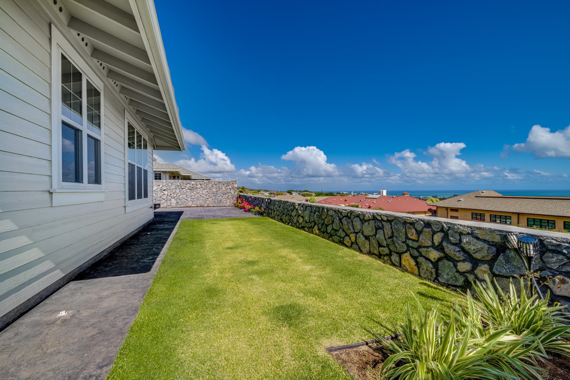 301 Pua Kalaunu Loop Property Photo 34