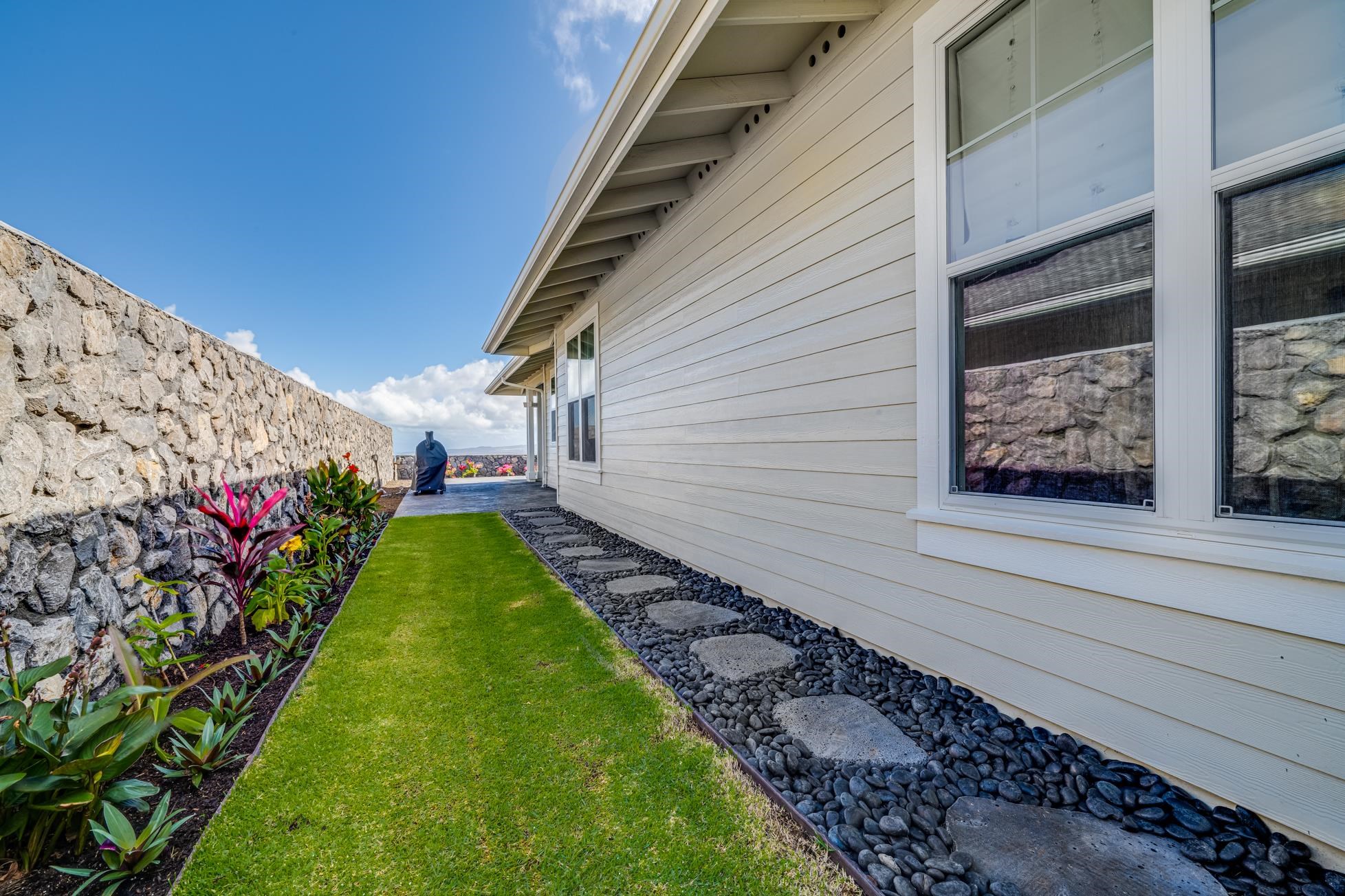 301 Pua Kalaunu Loop Property Photo 35