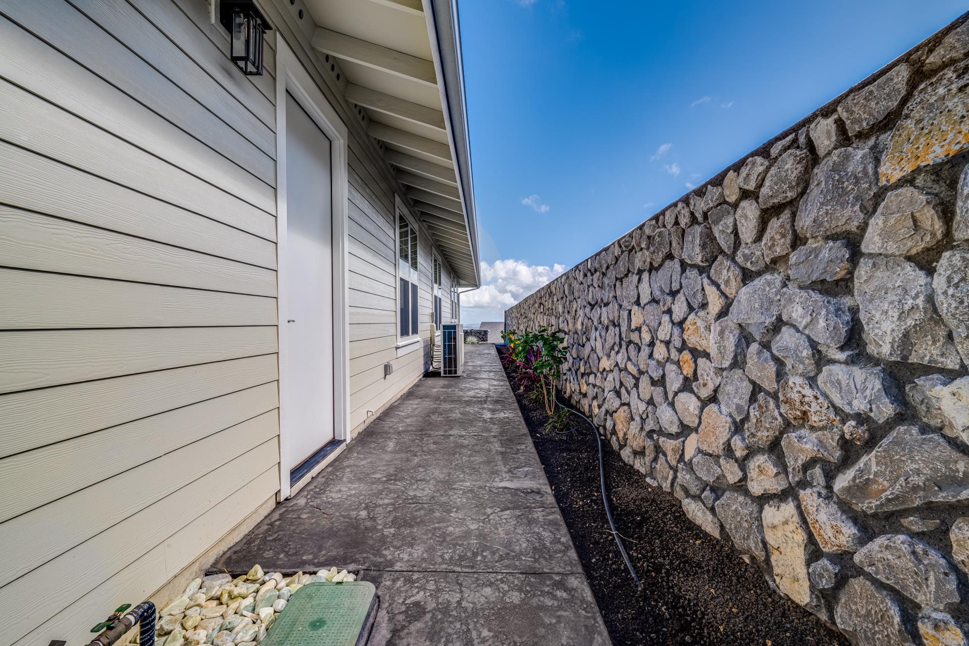 301 Pua Kalaunu Loop Property Photo 37