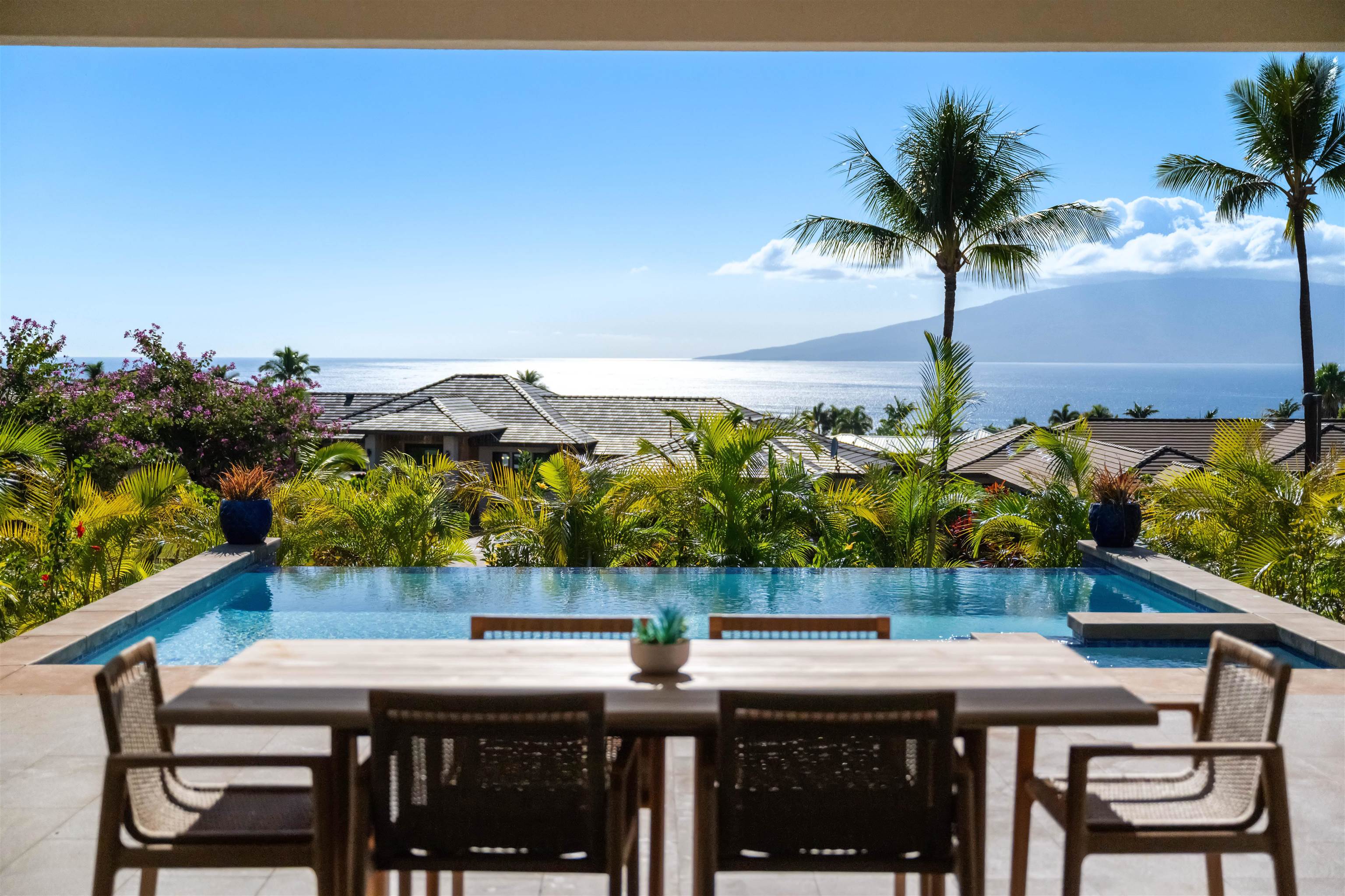 804 Anapuni Loop Property Photo 3