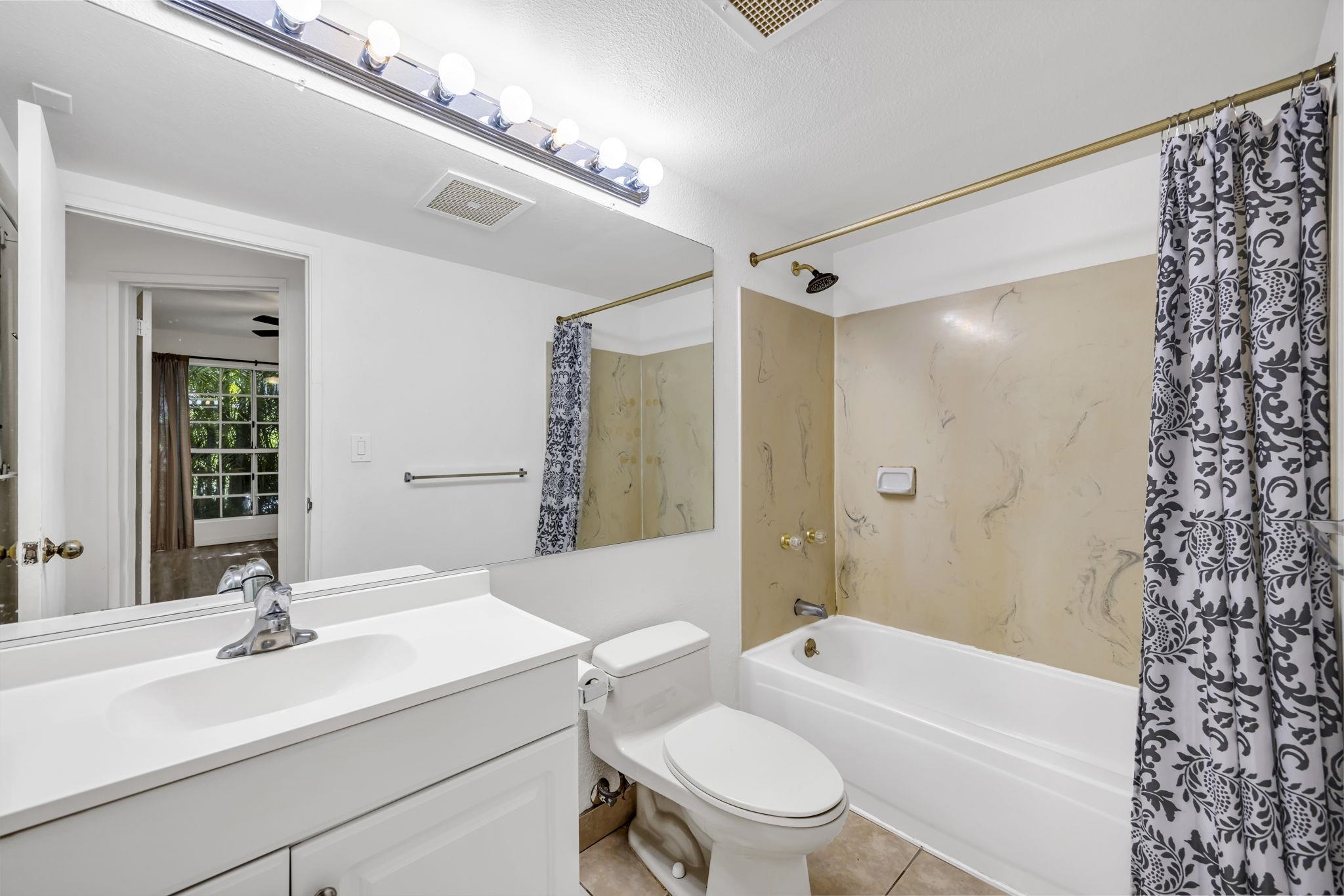 160 Keonekai Rd Property Photo 22