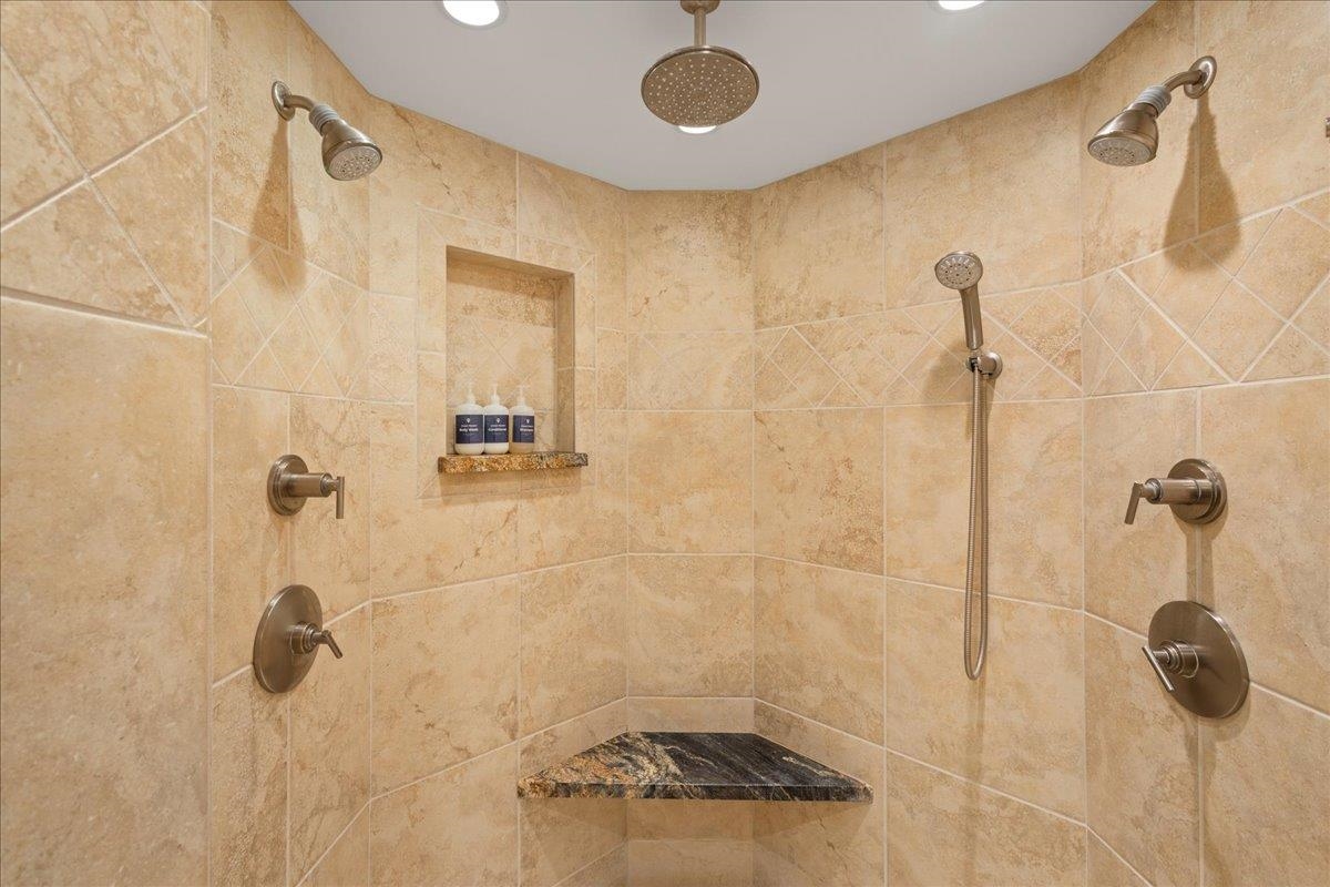 50 Nohea Kai Dr Property Photo 23