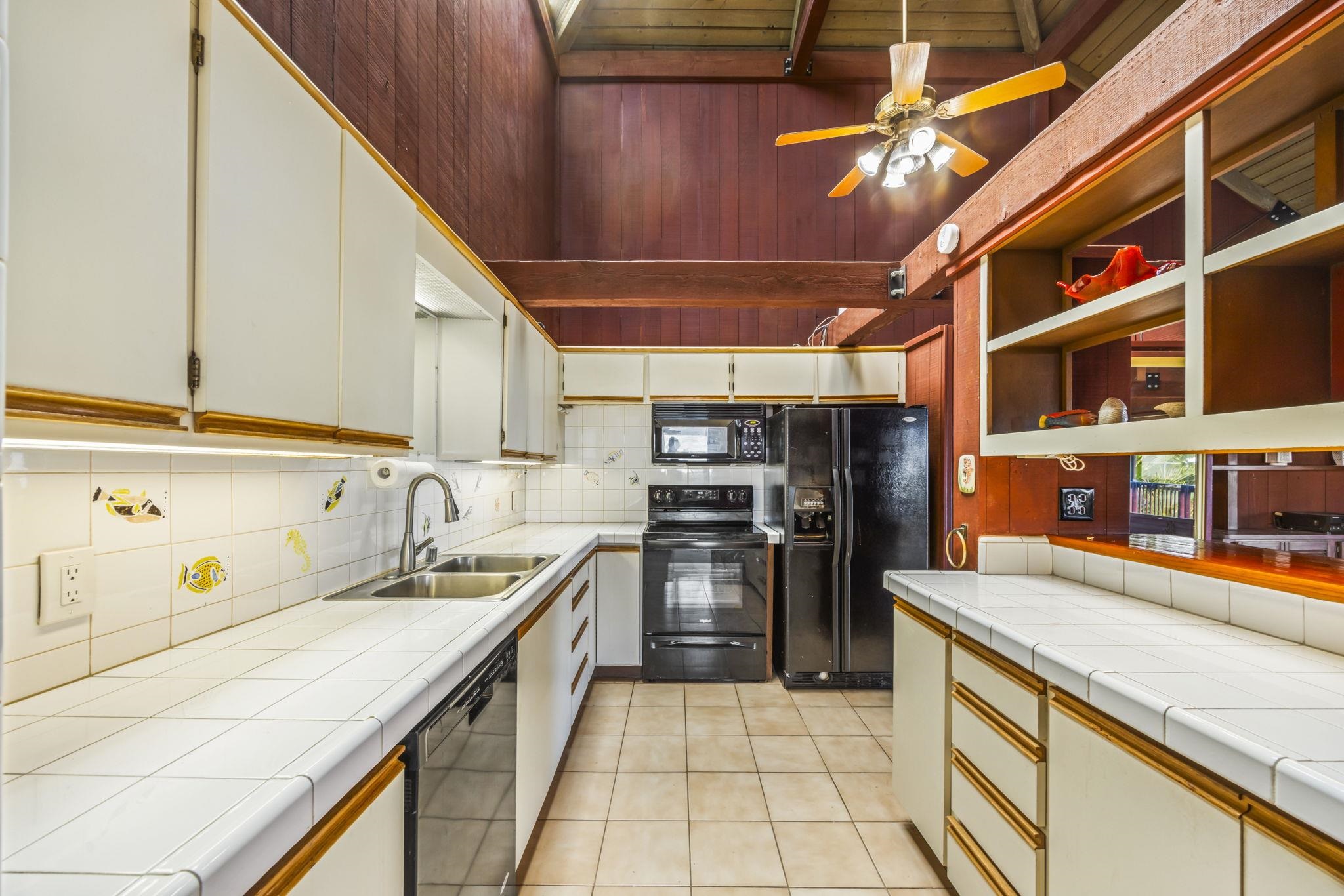 521 Kupulau Dr Property Photo 10