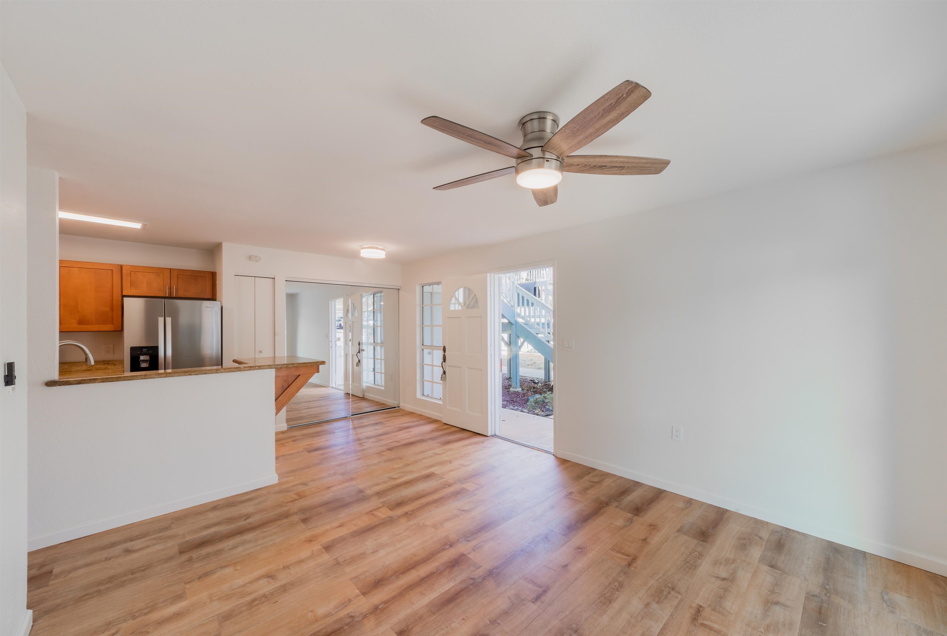 160 Keonekai Rd Property Photo 4