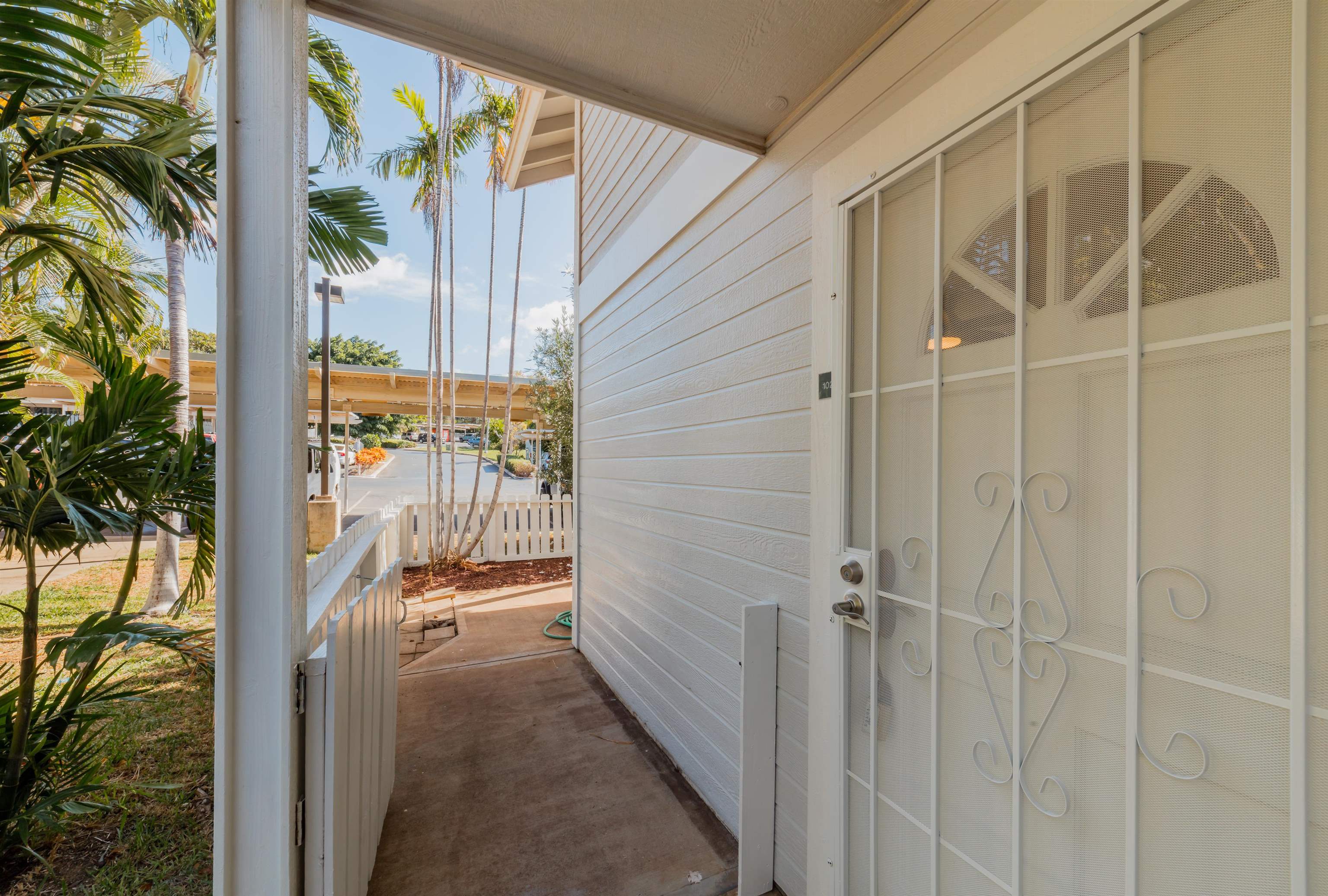 160 Keonekai Rd Property Photo 32