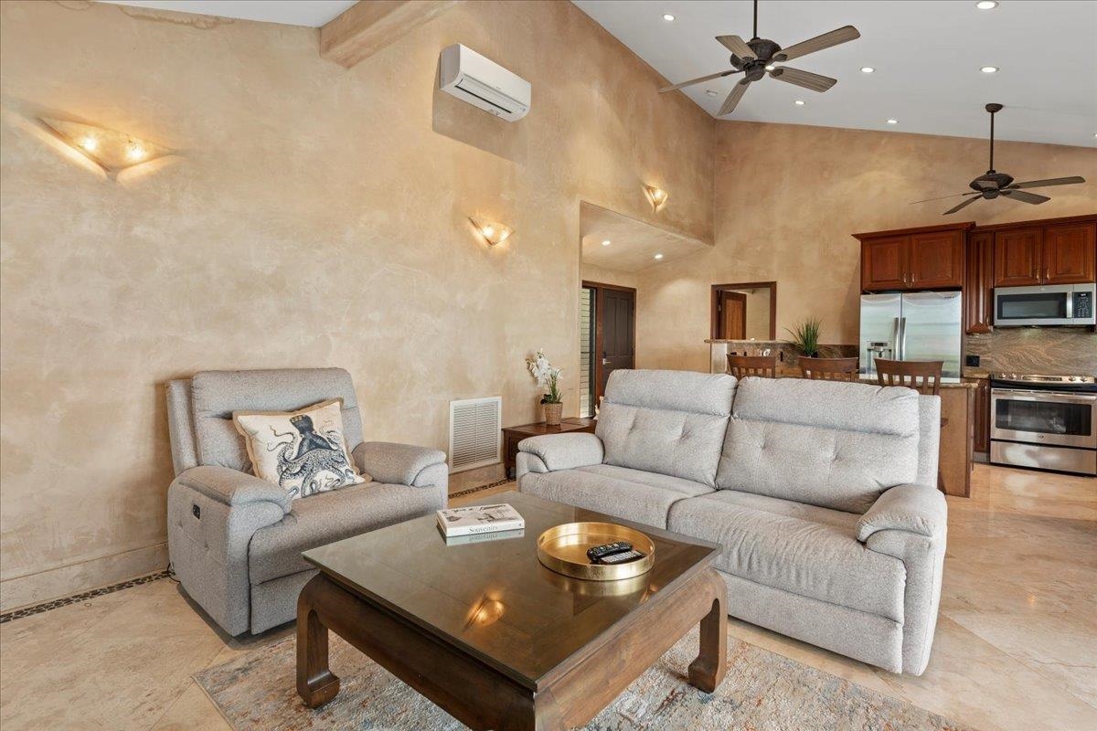 10 Wailea Ekolu Pl Property Photo 23