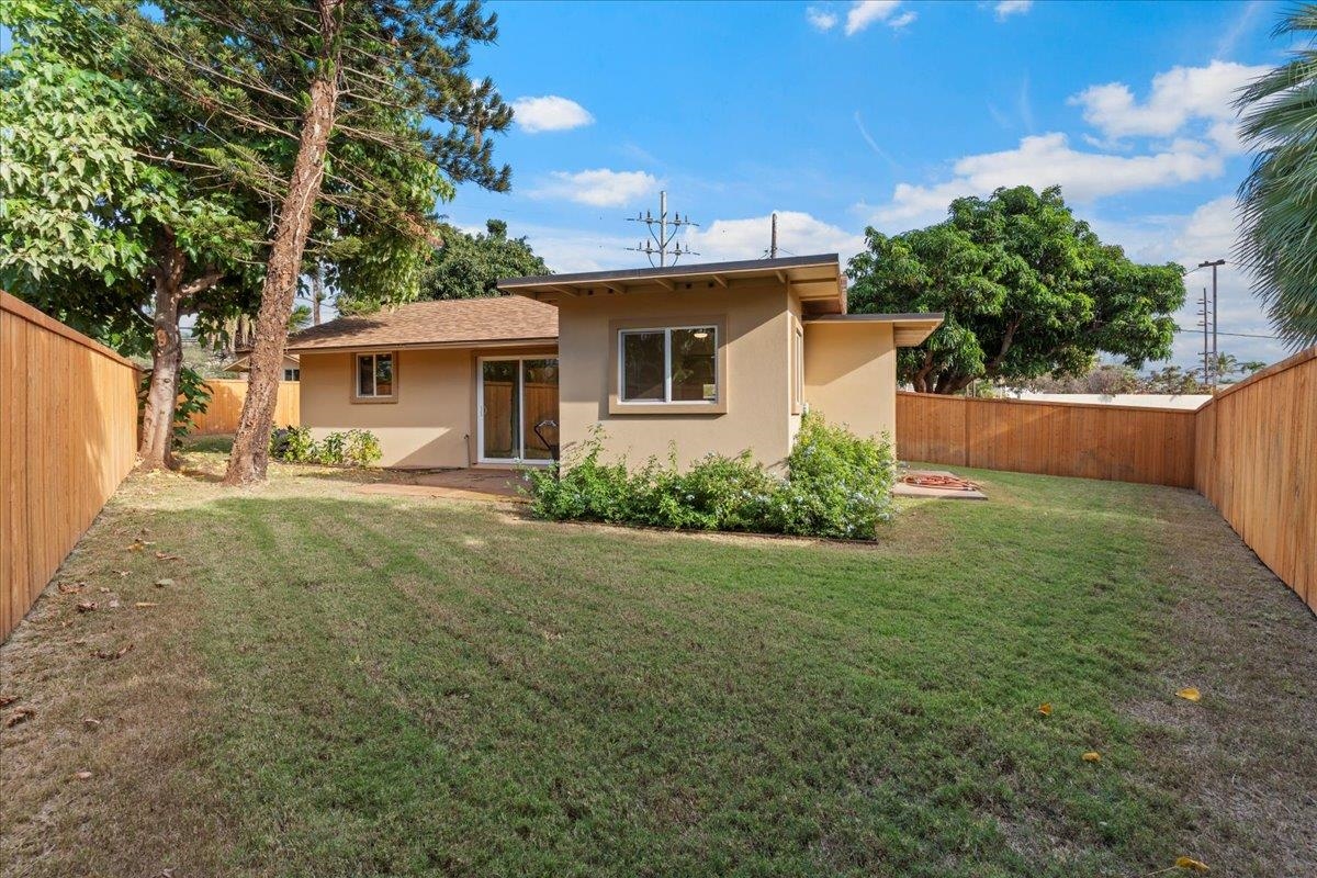 490 Kaiola Pl Property Photo 2
