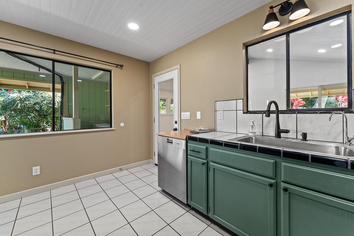 3365 Akala Dr Property Photo 28