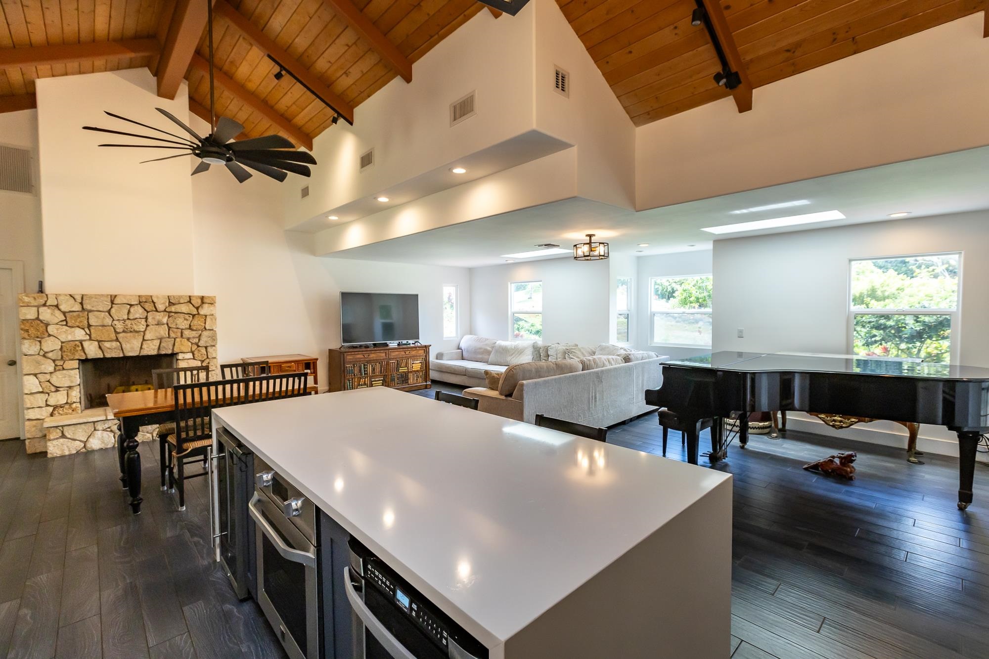 55 Palulu Way Property Photo 6
