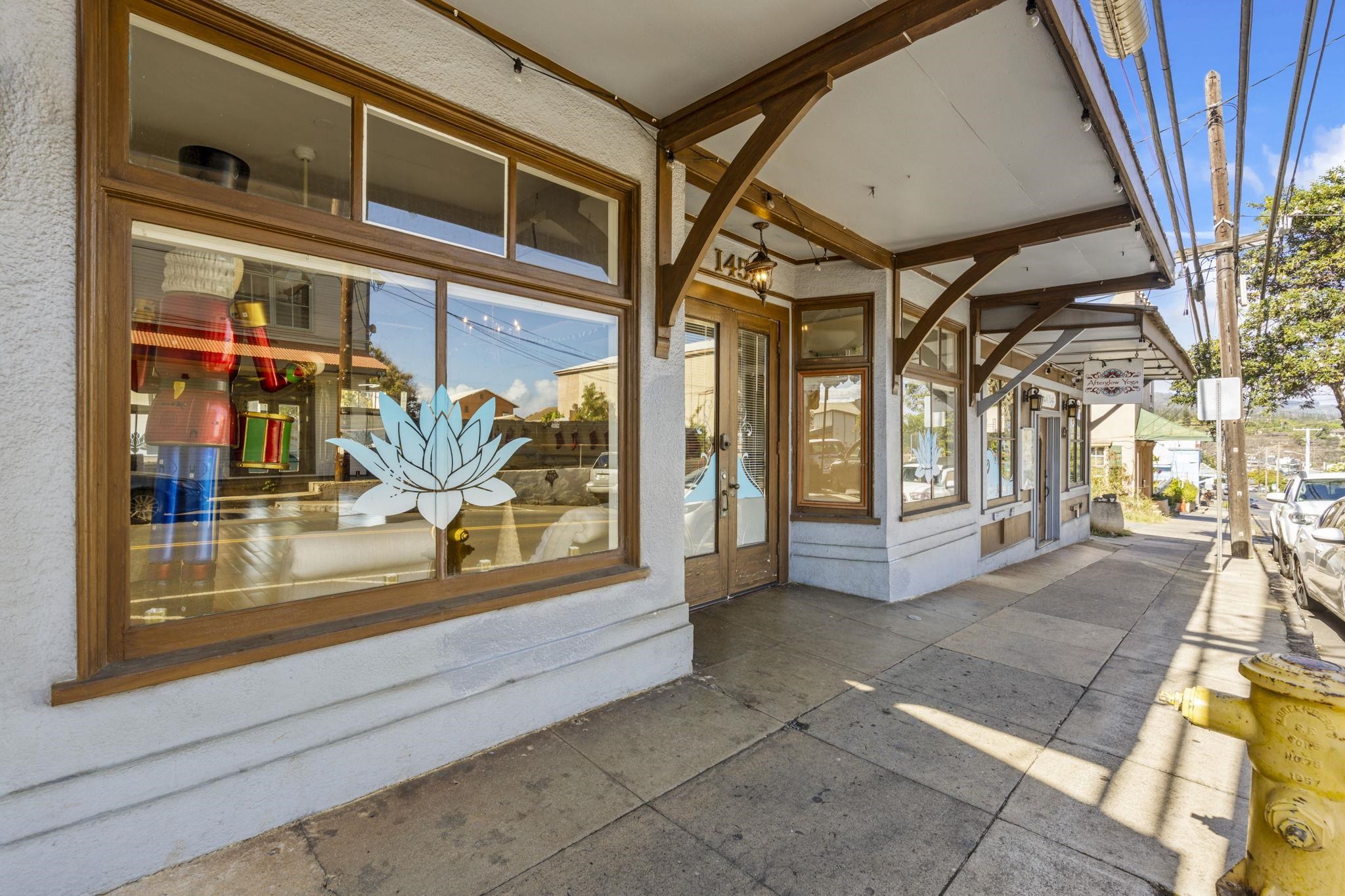 145 N Market St Property Photo 1