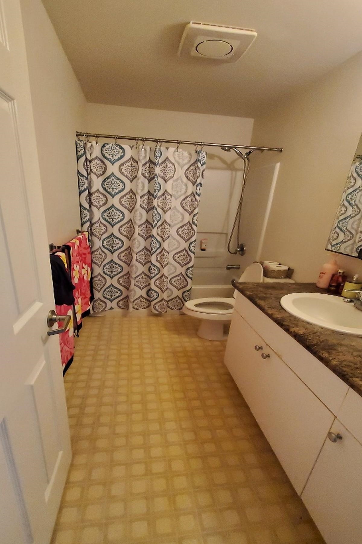 1701 Hooli St Property Photo 23