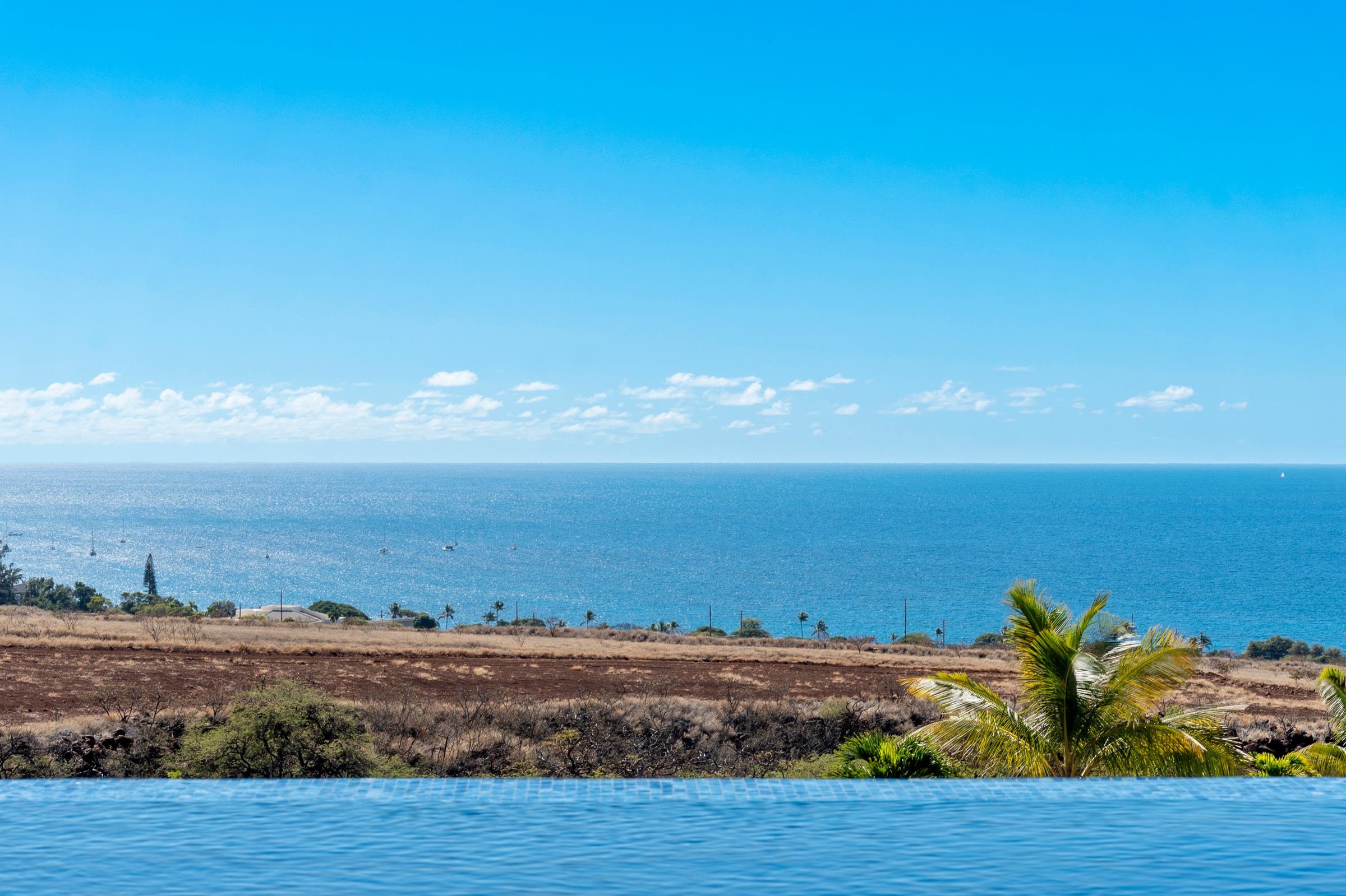 564 Anapuni Loop Property Photo 16