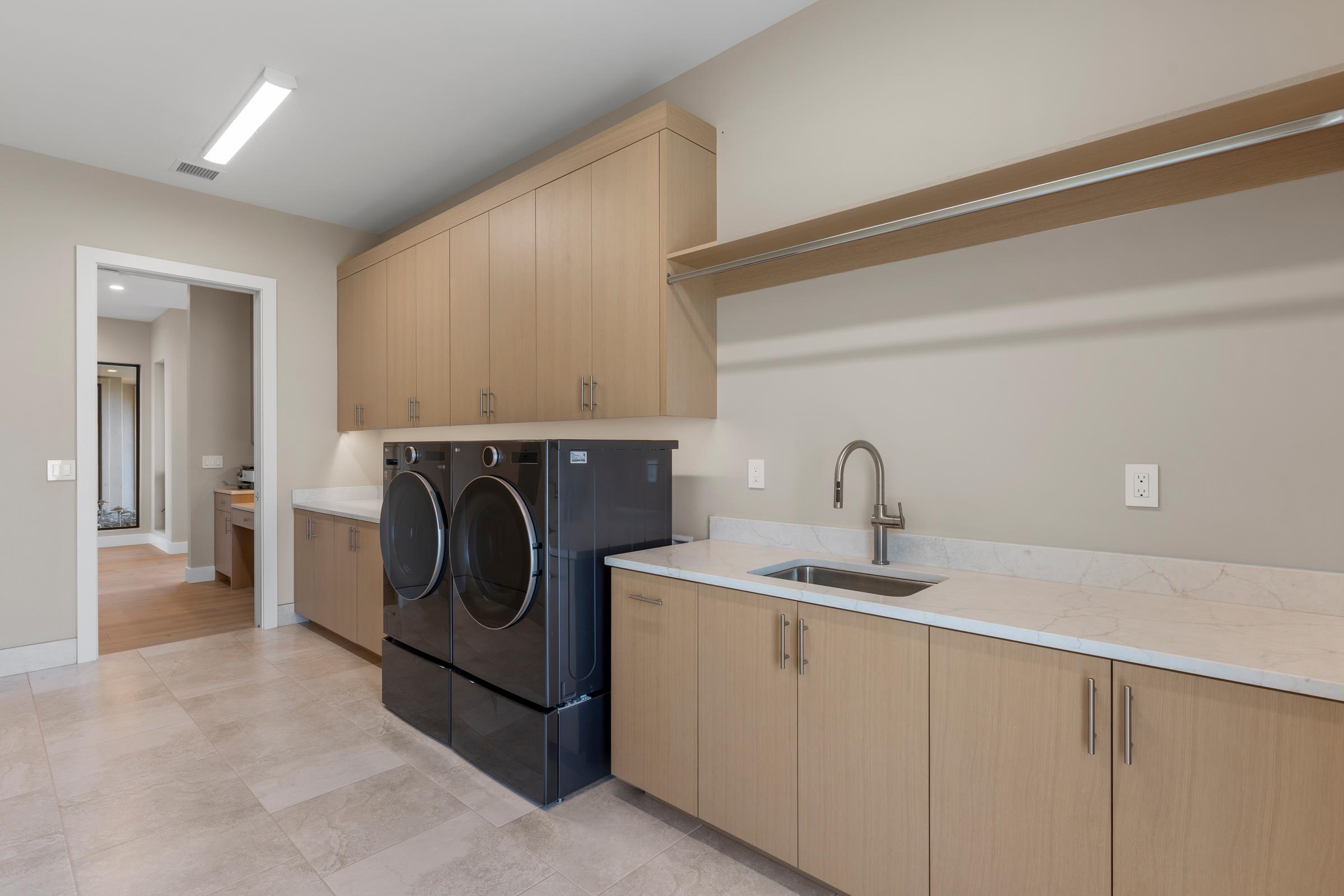 564 Anapuni Loop Property Photo 48