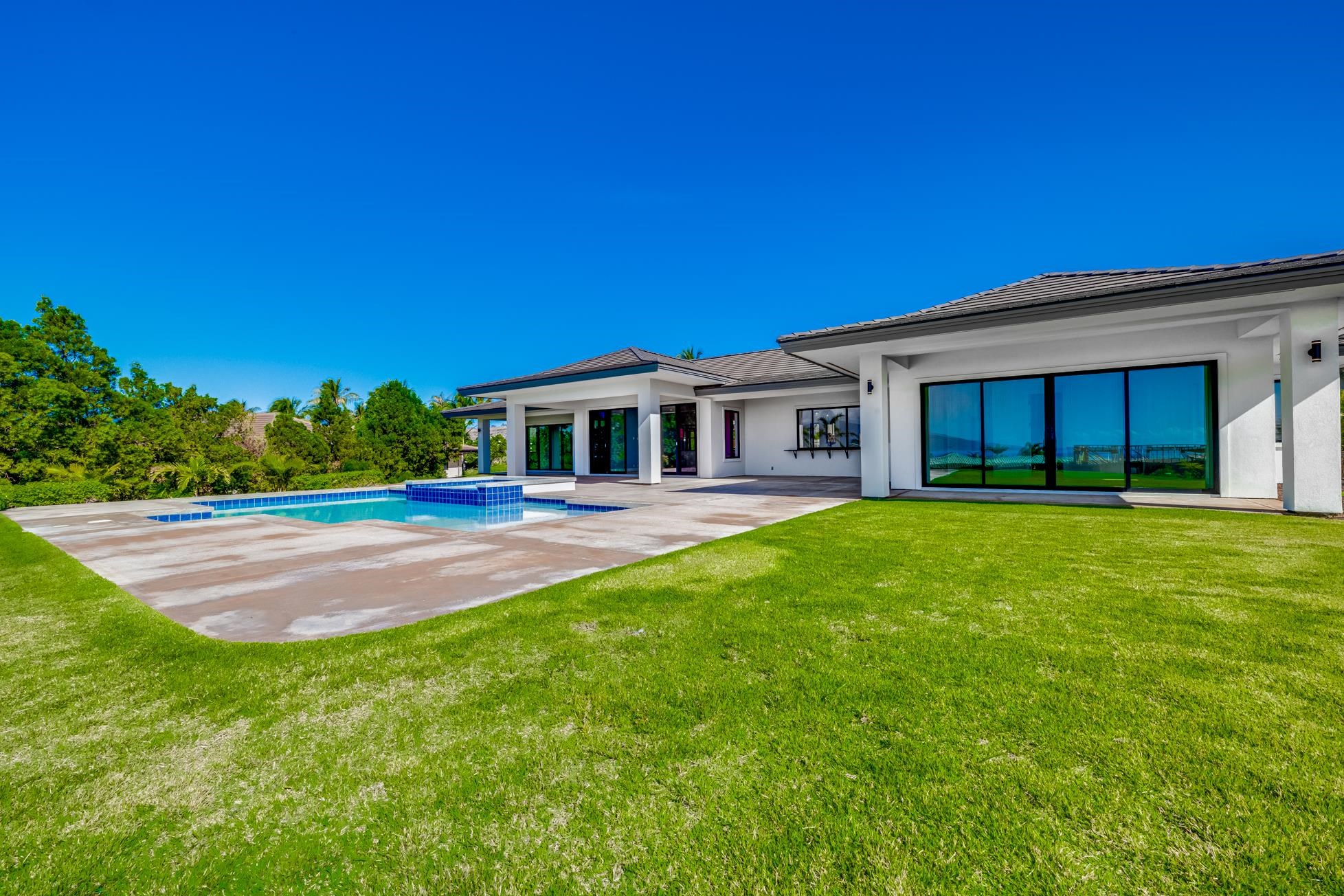 837 Anapuni Loop Property Photo 5