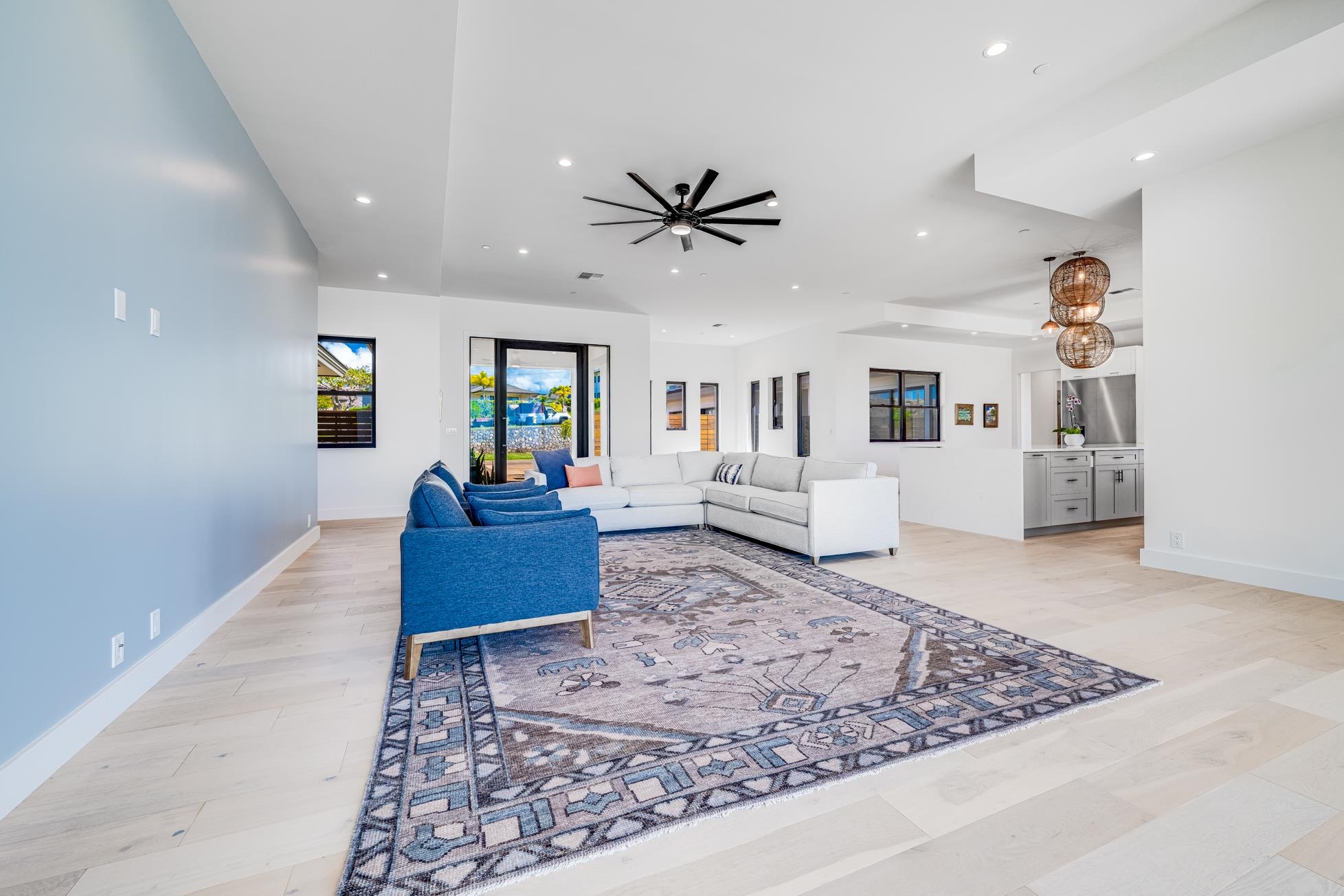 837 Anapuni Loop Property Photo 9