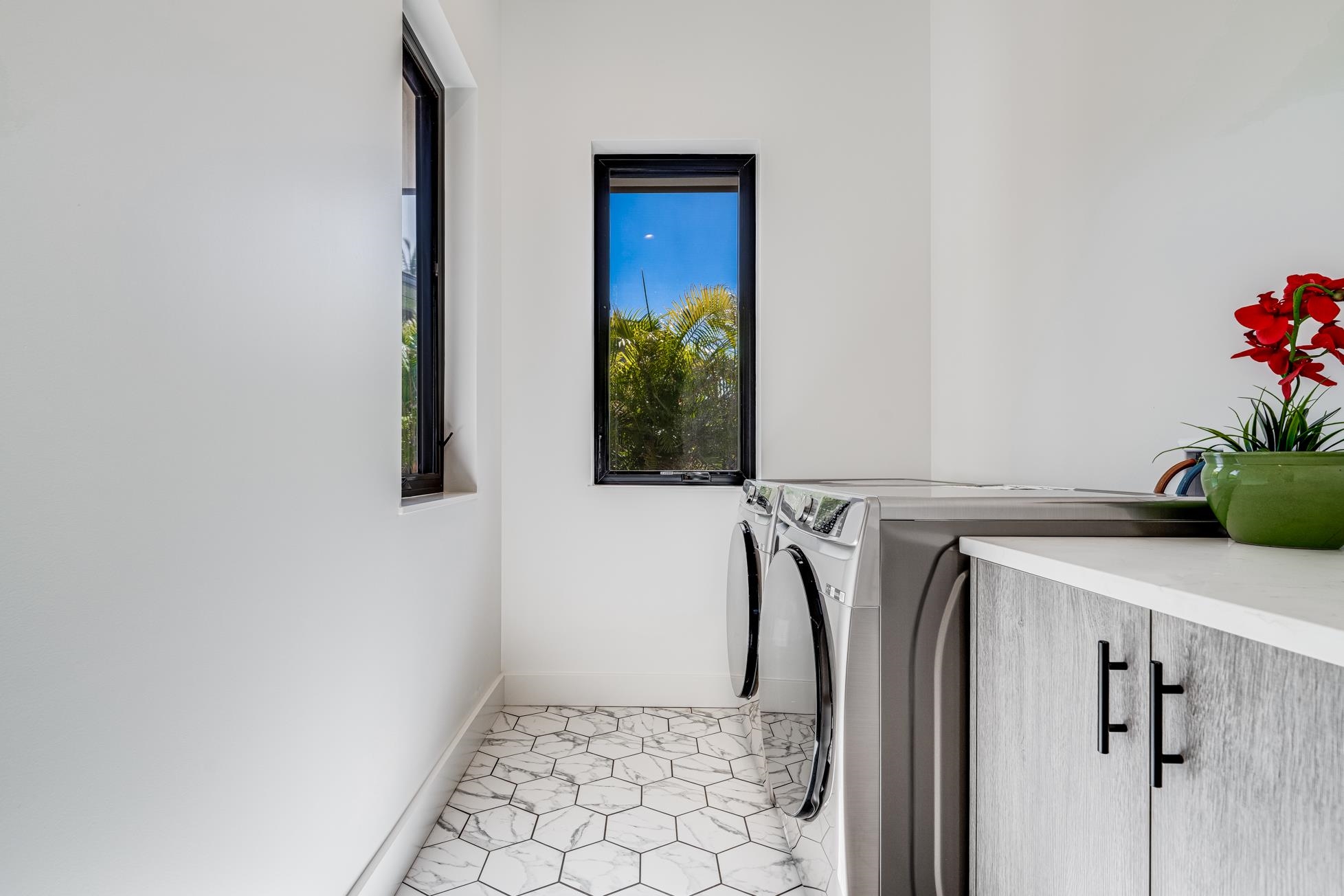837 Anapuni Loop Property Photo 33