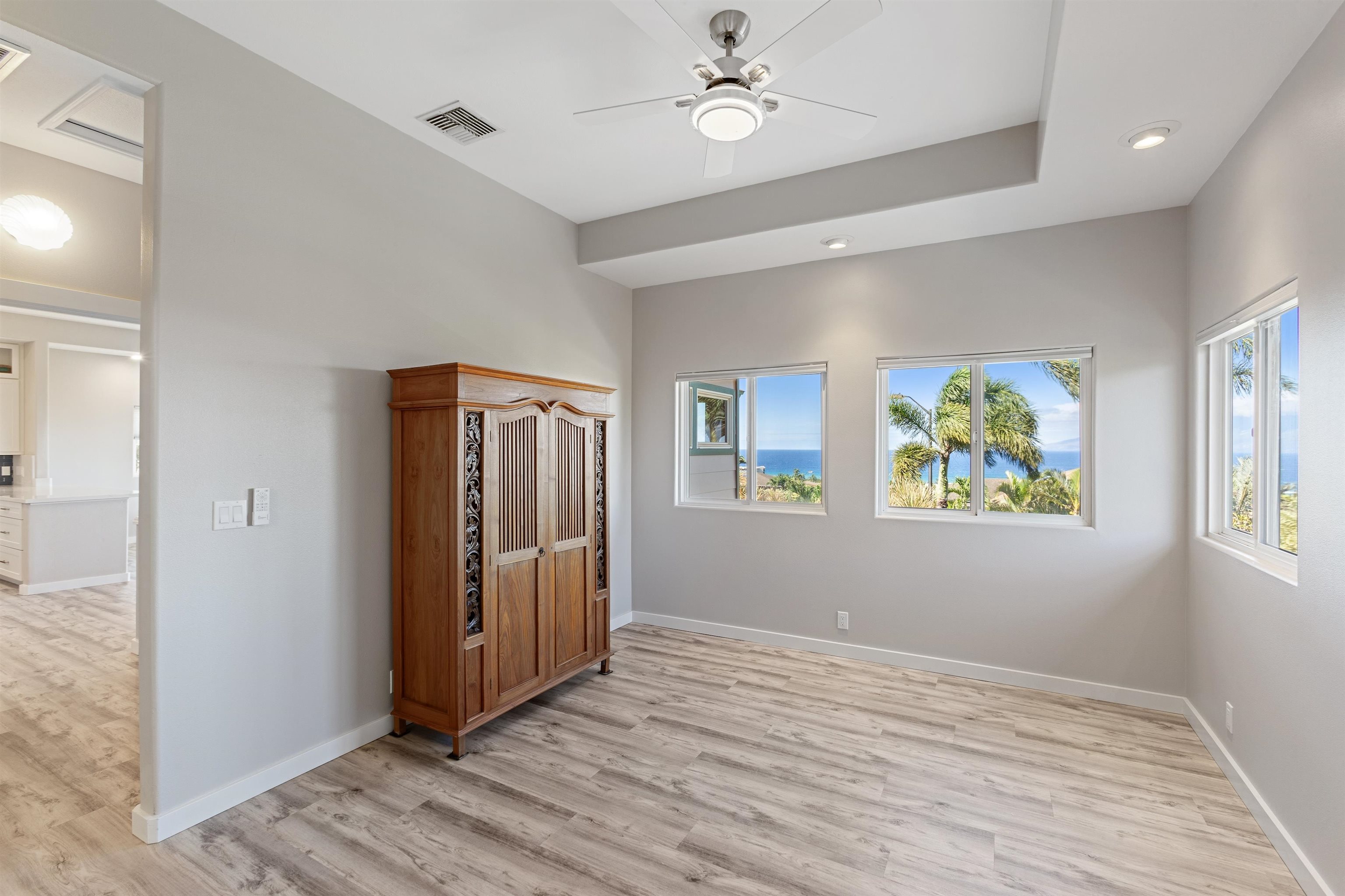 133 Oleander Pl Property Photo 8